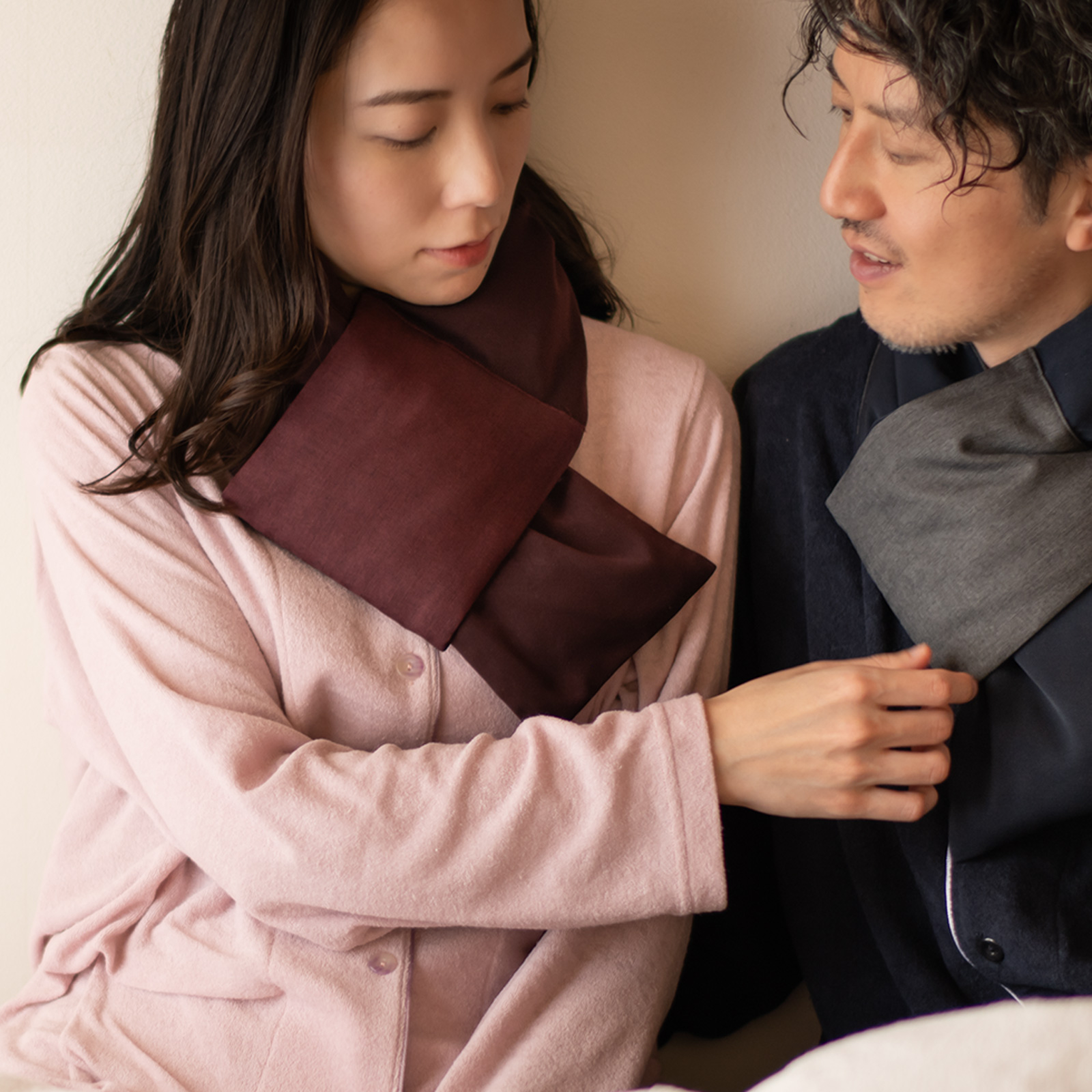 ヘヴンリーダウンプレミアム リバーシブル ネックウォーマー【日本製】