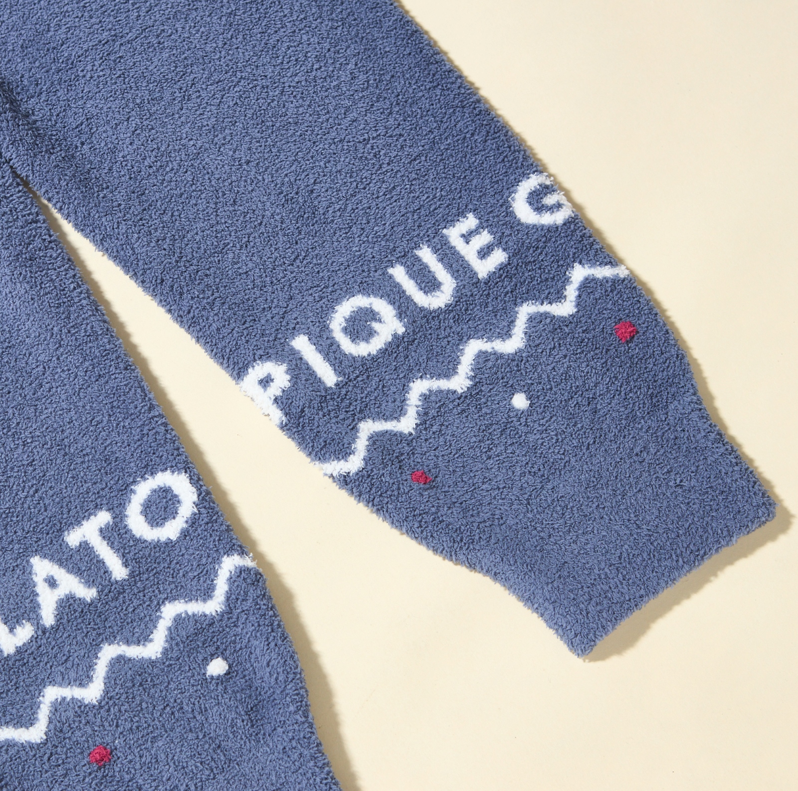 【WOMEN】【HOLIDAY】ノルディックプルオーバー＆ロングパンツ