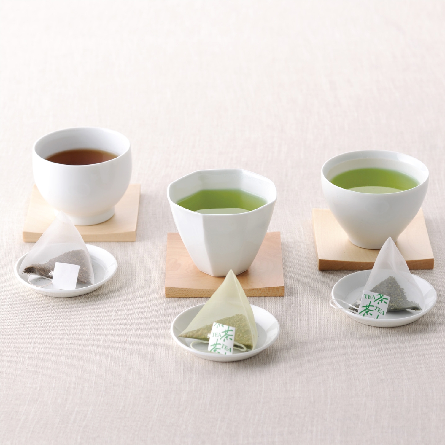 抹茶カステラとお茶のセット