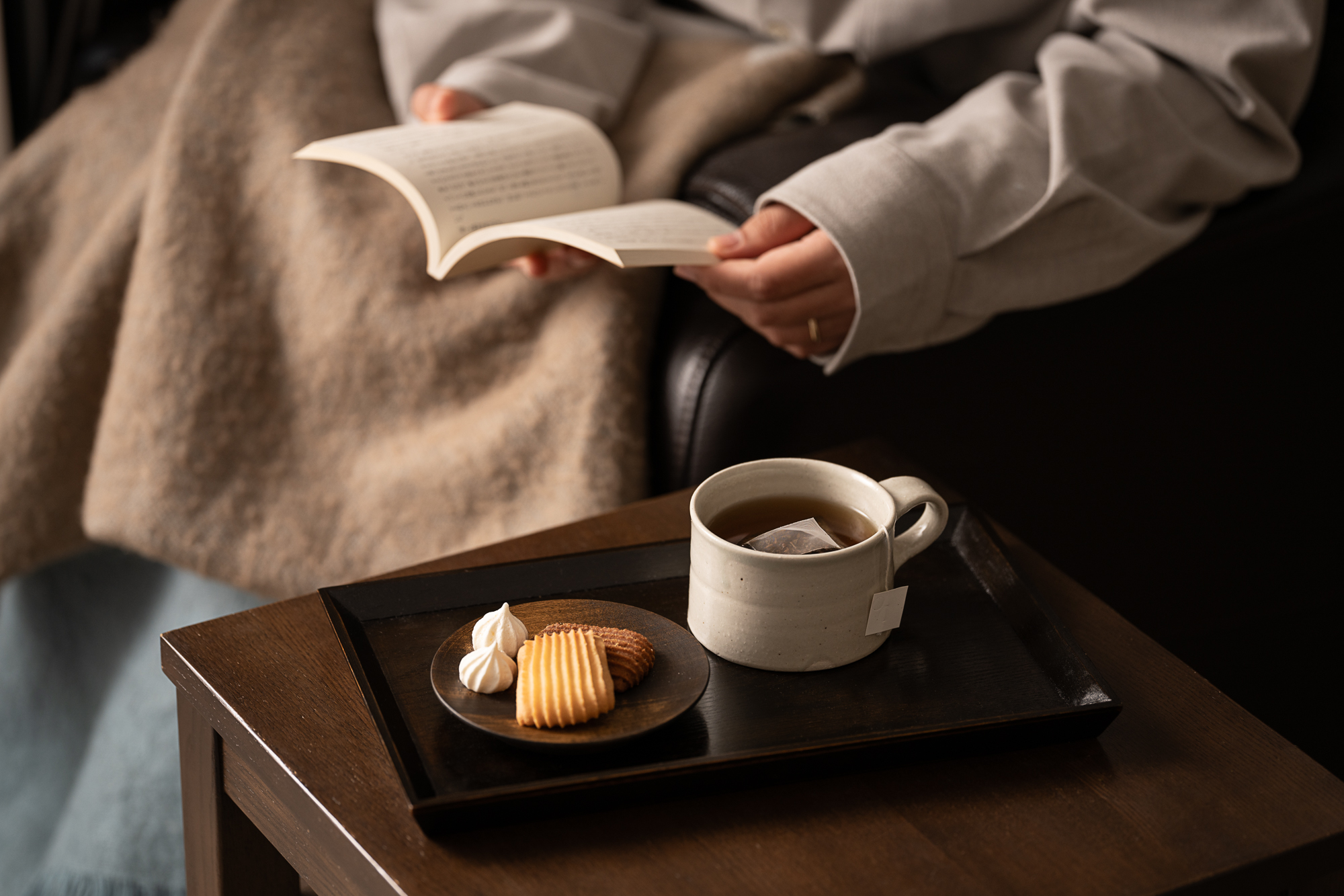 すいーとぽてと、フィナンシェとお茶のセット