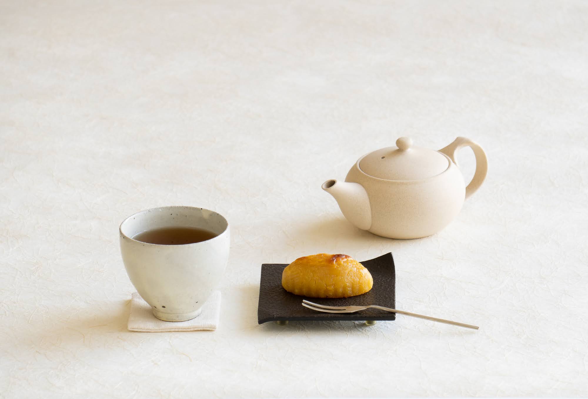 すいーとぽてと、フィナンシェとお茶のセット