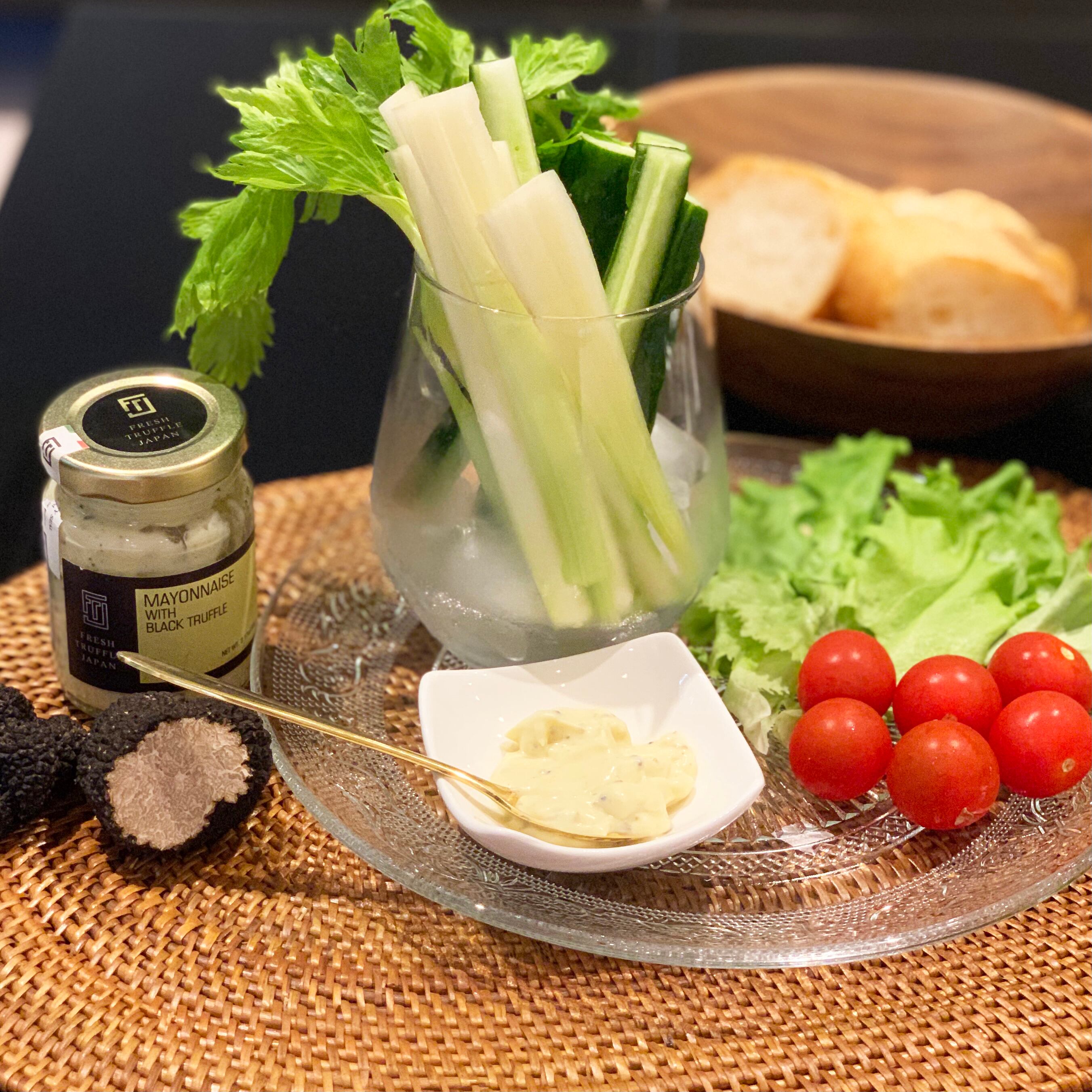 黒トリュフマヨネーズと白トリュフ塩のギフト