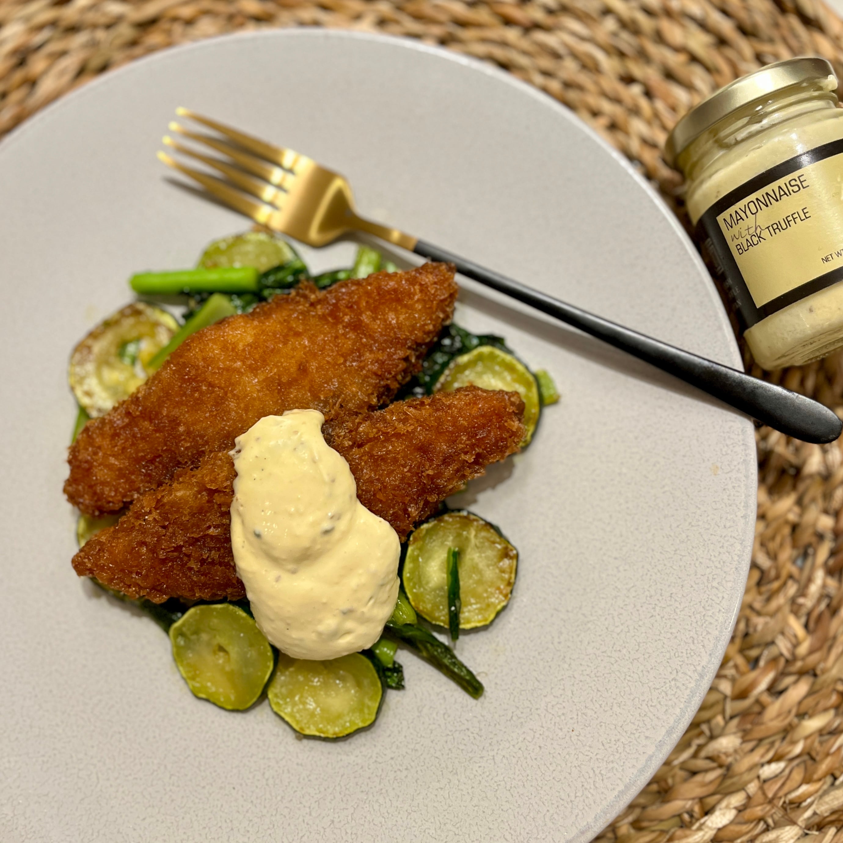 黒トリュフマヨネーズと白トリュフ塩のギフト