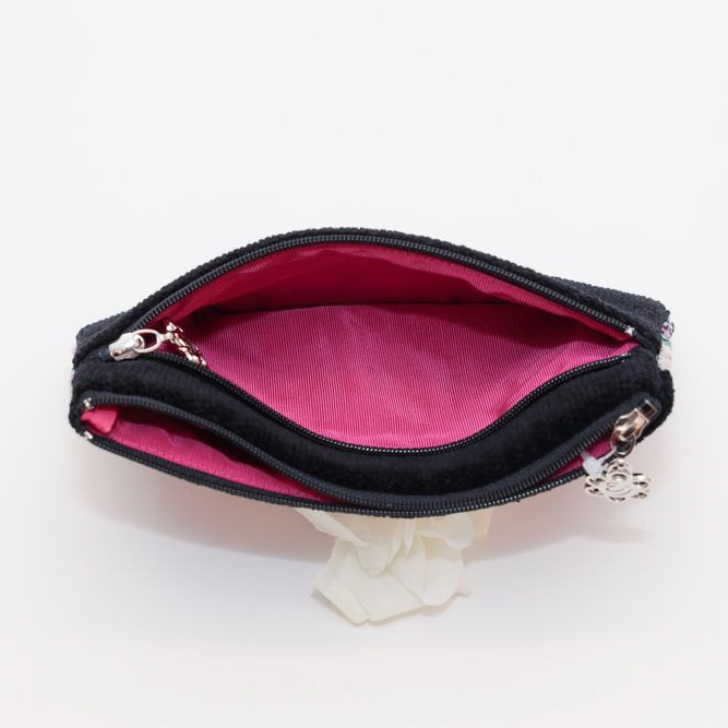 アンティクローズ フラットポーチ