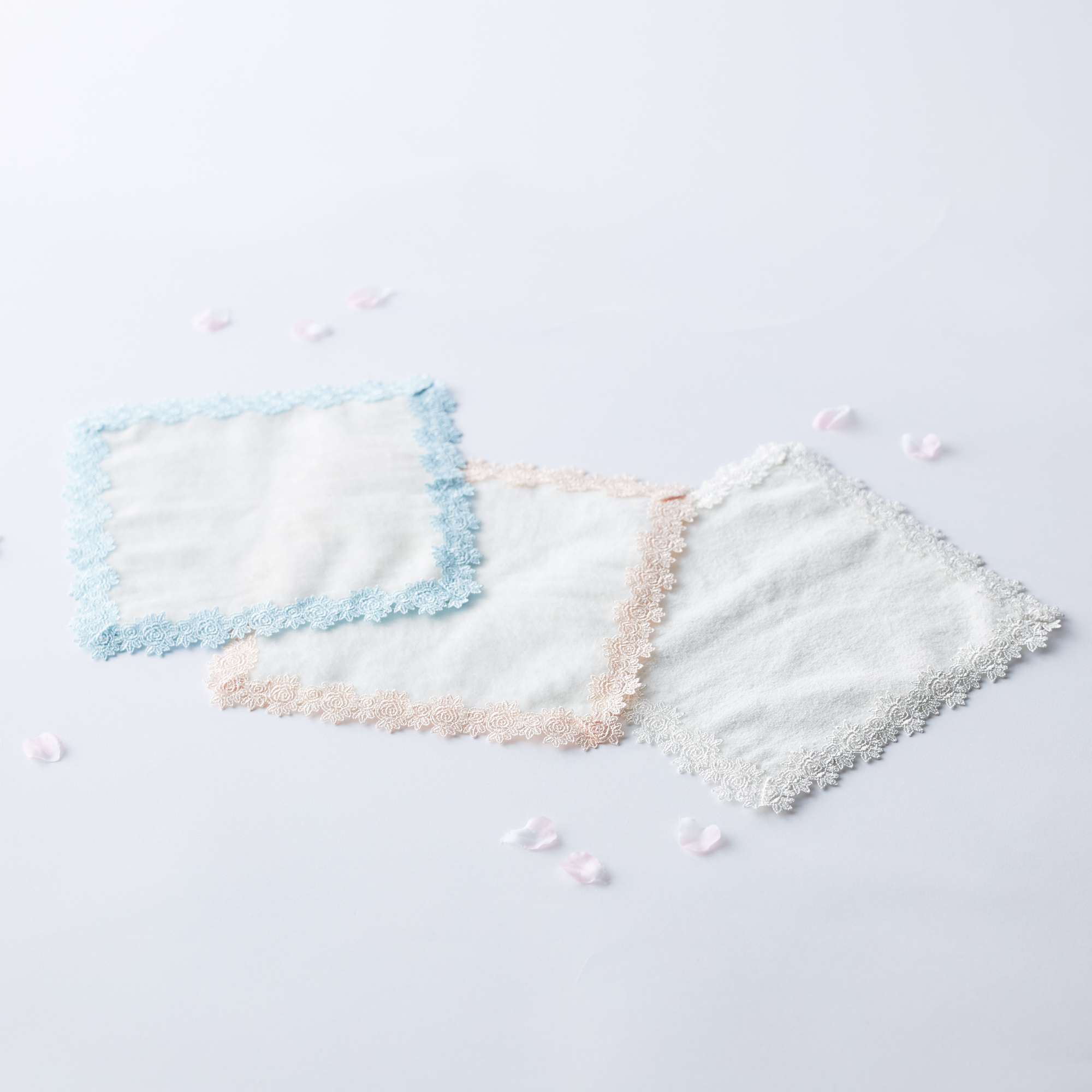 【名入れ/BOX付き】ミニタオルハンカチ（スプレーローズ）