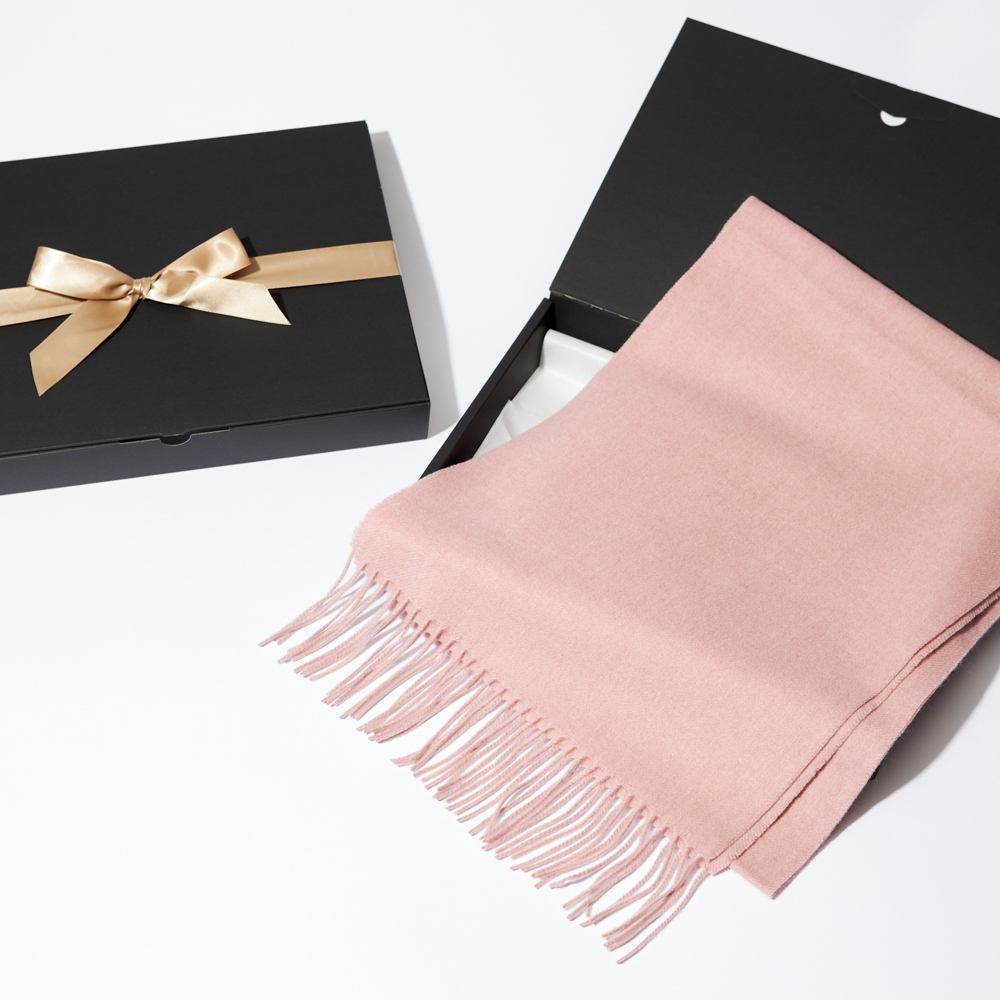 【名入れ/クリスマス限定ボックス付】カシミヤ100%マフラーと名入れボールペンセット