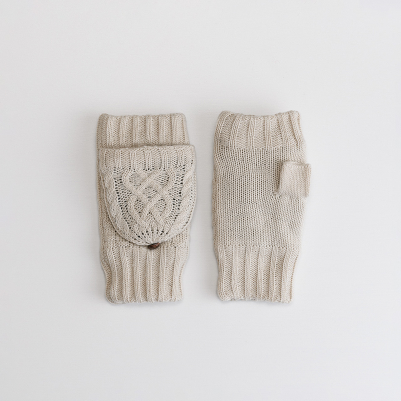 【WOMEN】フード付きケーブルニットグローブ