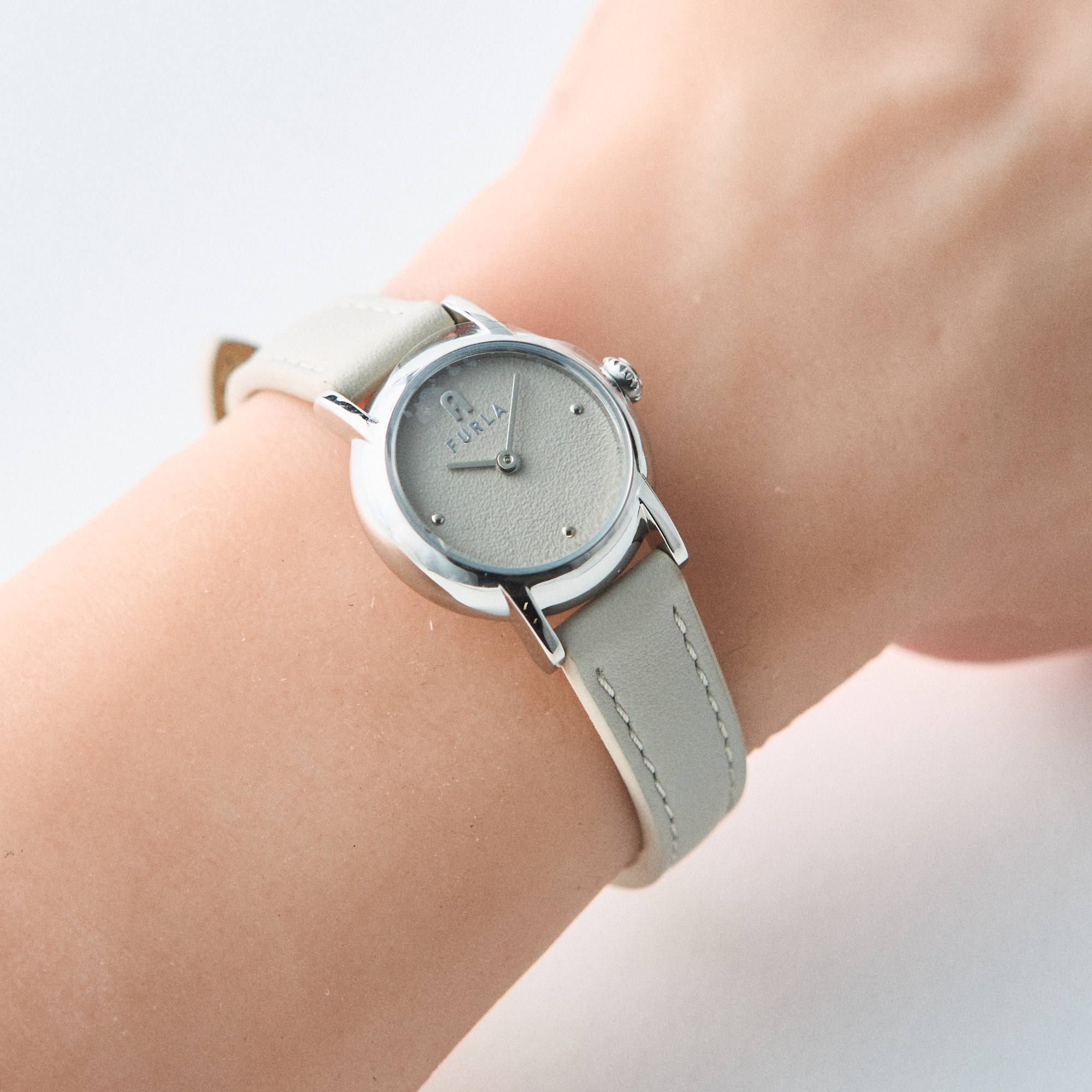 FURLA EASY SHAPE -JAPAN EXCLUSIVE- / 日本限定モデル 24mm レディース腕時計