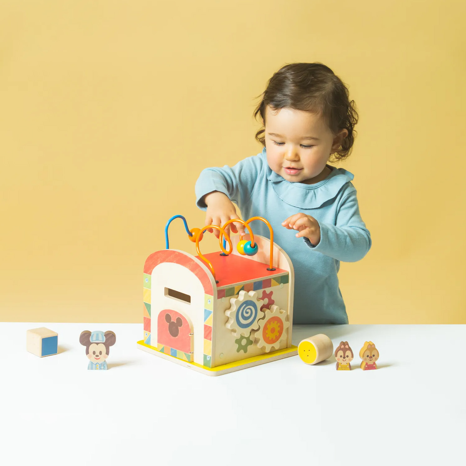 KIDEA　BUSY　BOX　ミッキー&フレンズ