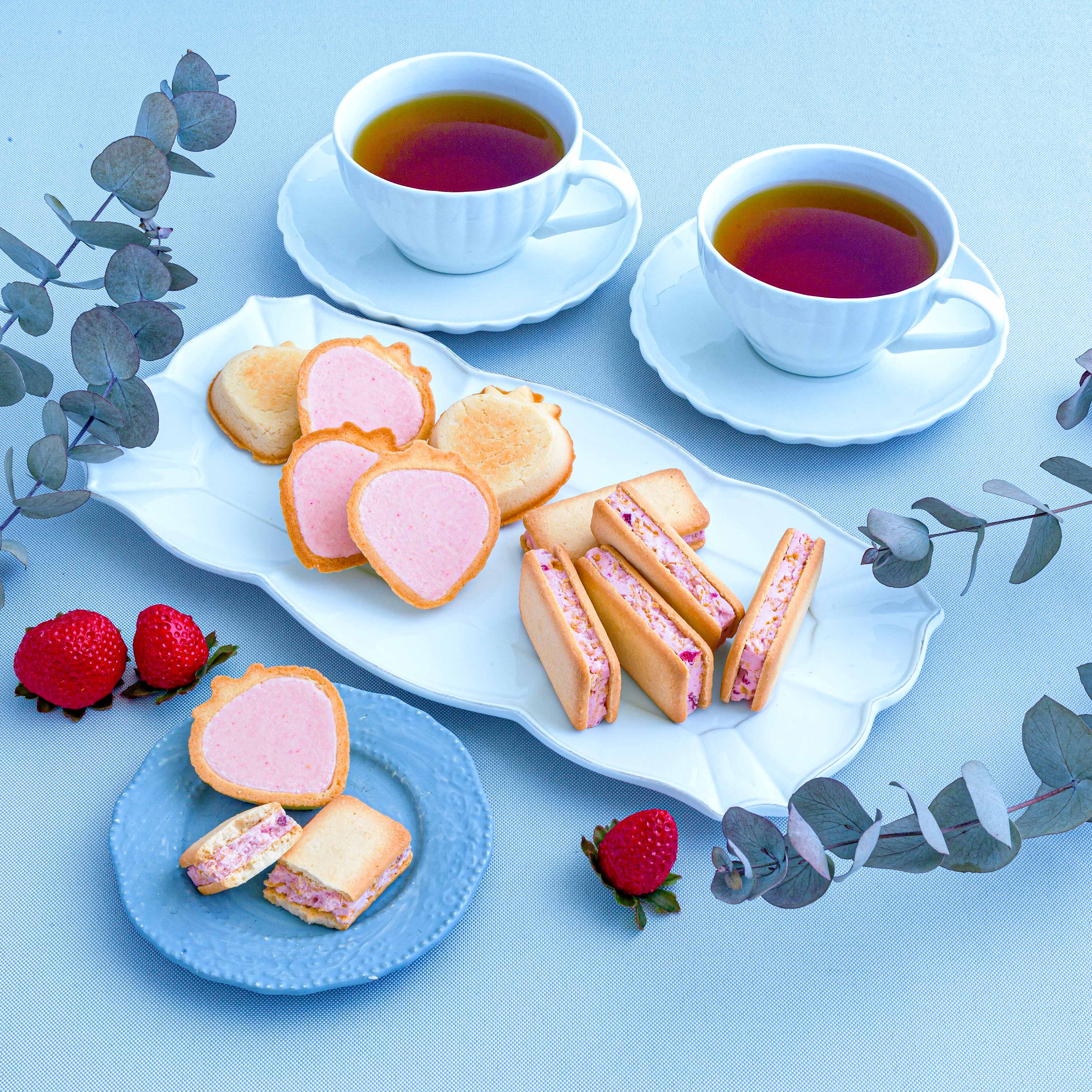 あまおうタルトクッキーとあまおうバターサンドのギフトセットＳ