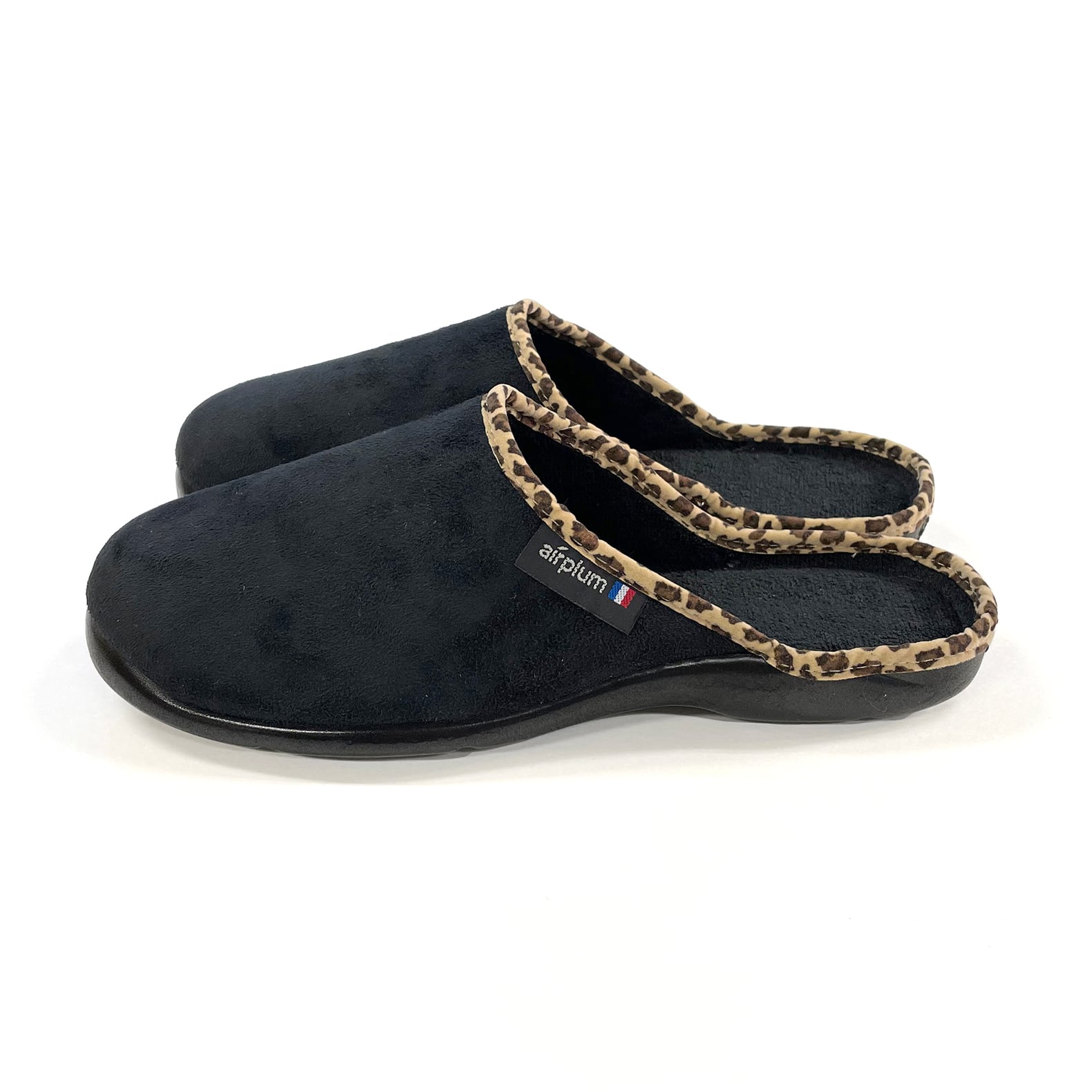 雲の上を歩くような履き心地のレディーススリッパ＜tara＞