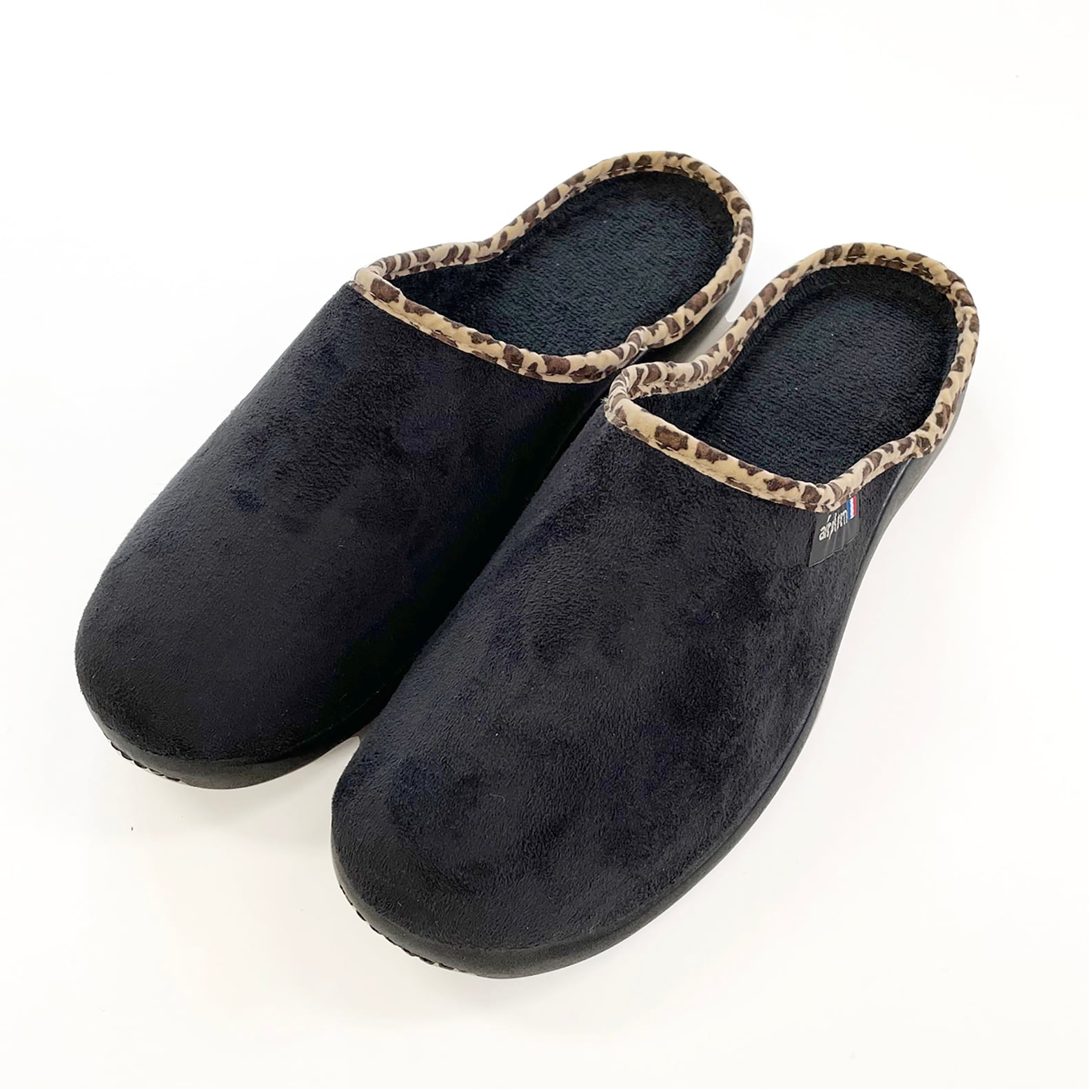 雲の上を歩くような履き心地のレディーススリッパ＜tara＞