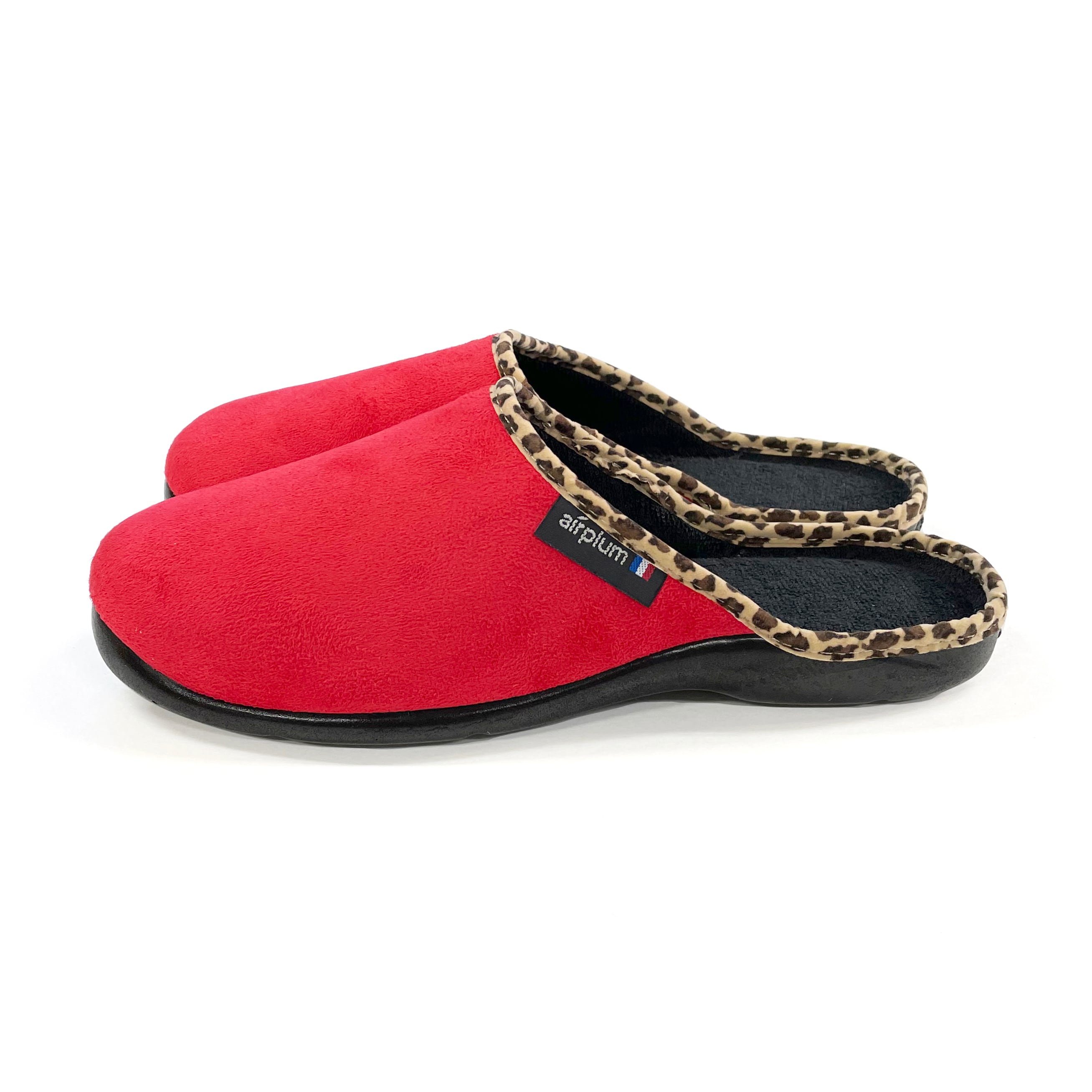 雲の上を歩くような履き心地のレディーススリッパ＜tara＞