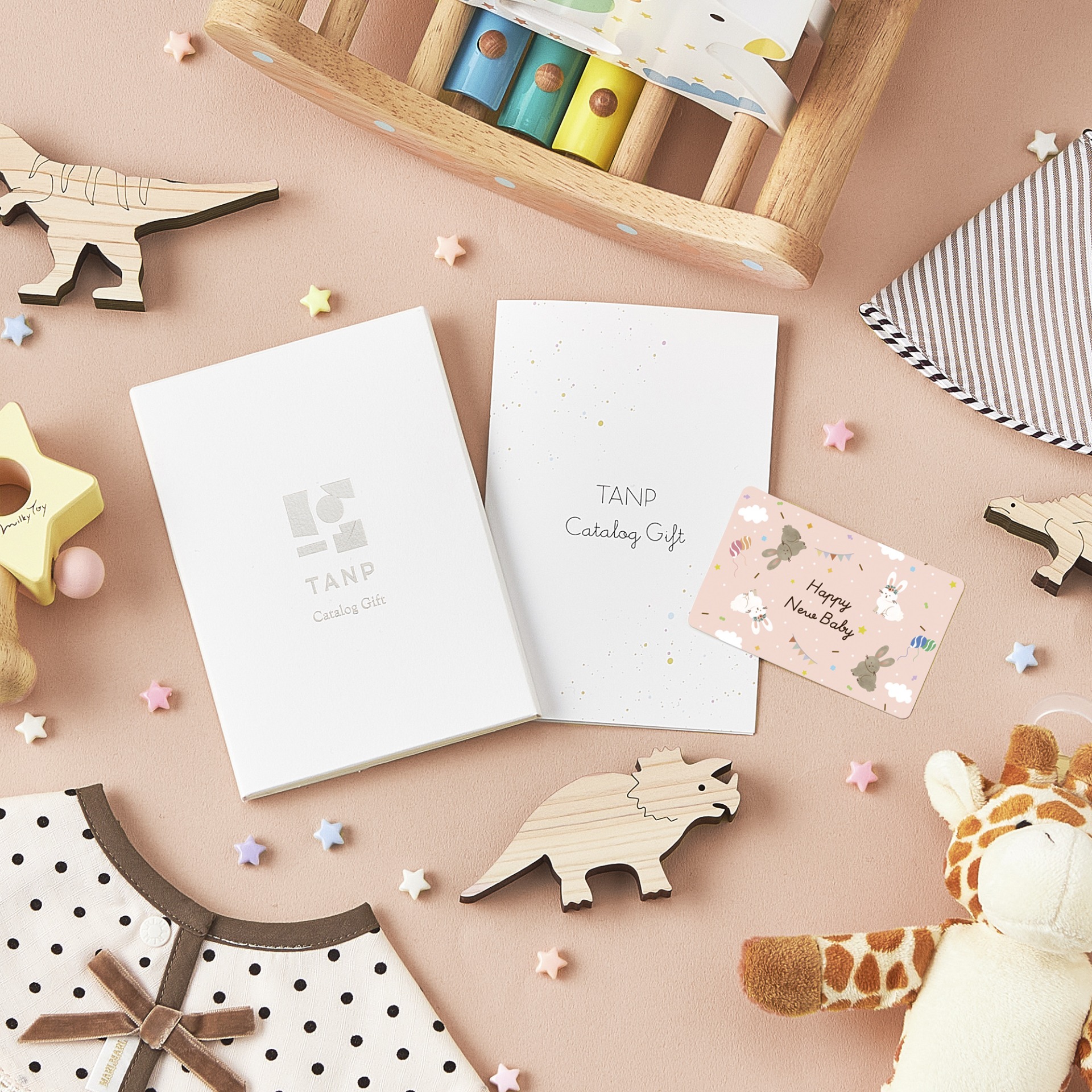 【名入れ】ママがうれしい！おむつストッカー&カタログギフトセット