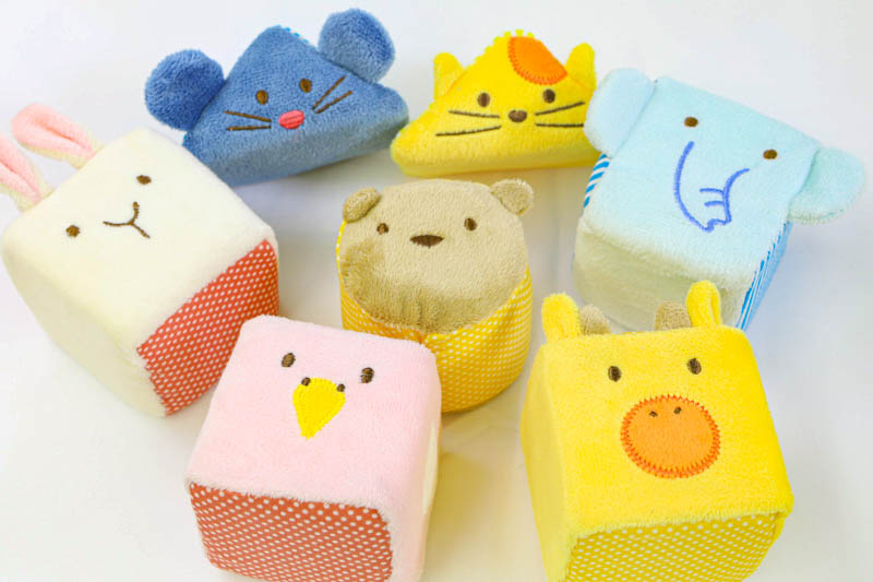 【名入れ】ママがうれしい！おむつストッカー&ふわふわアニマルブロックセット