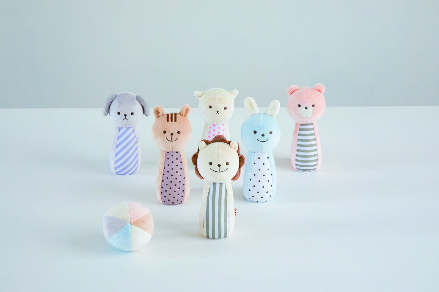 【出産祝い】カタログギフト "Baby"とマシュマロボウリングセット