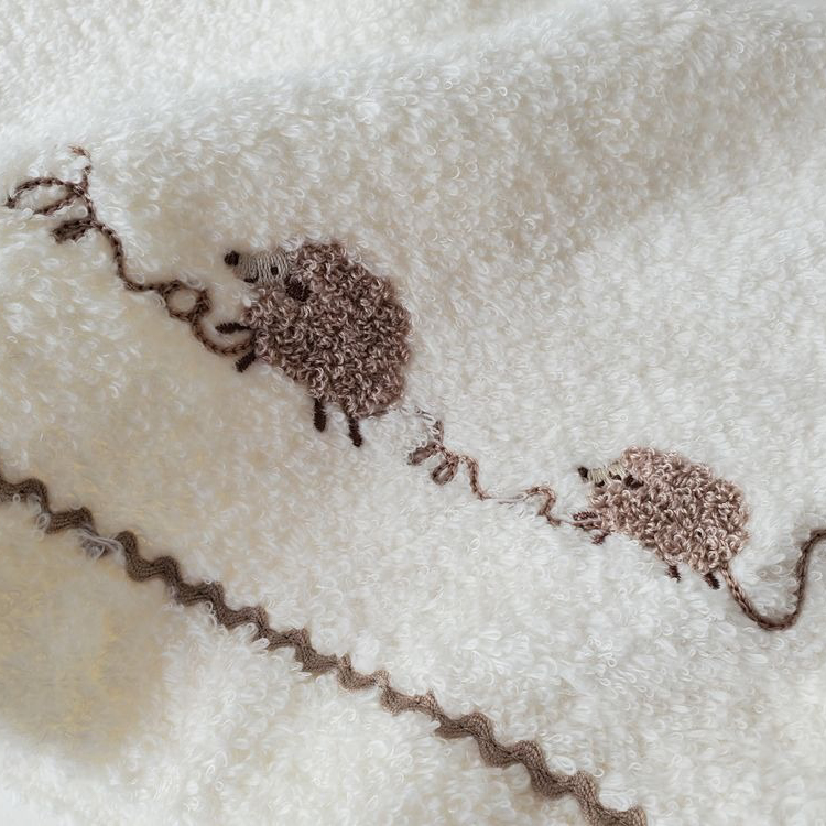 ふりふりみつばち&フード付きバスタオルセット