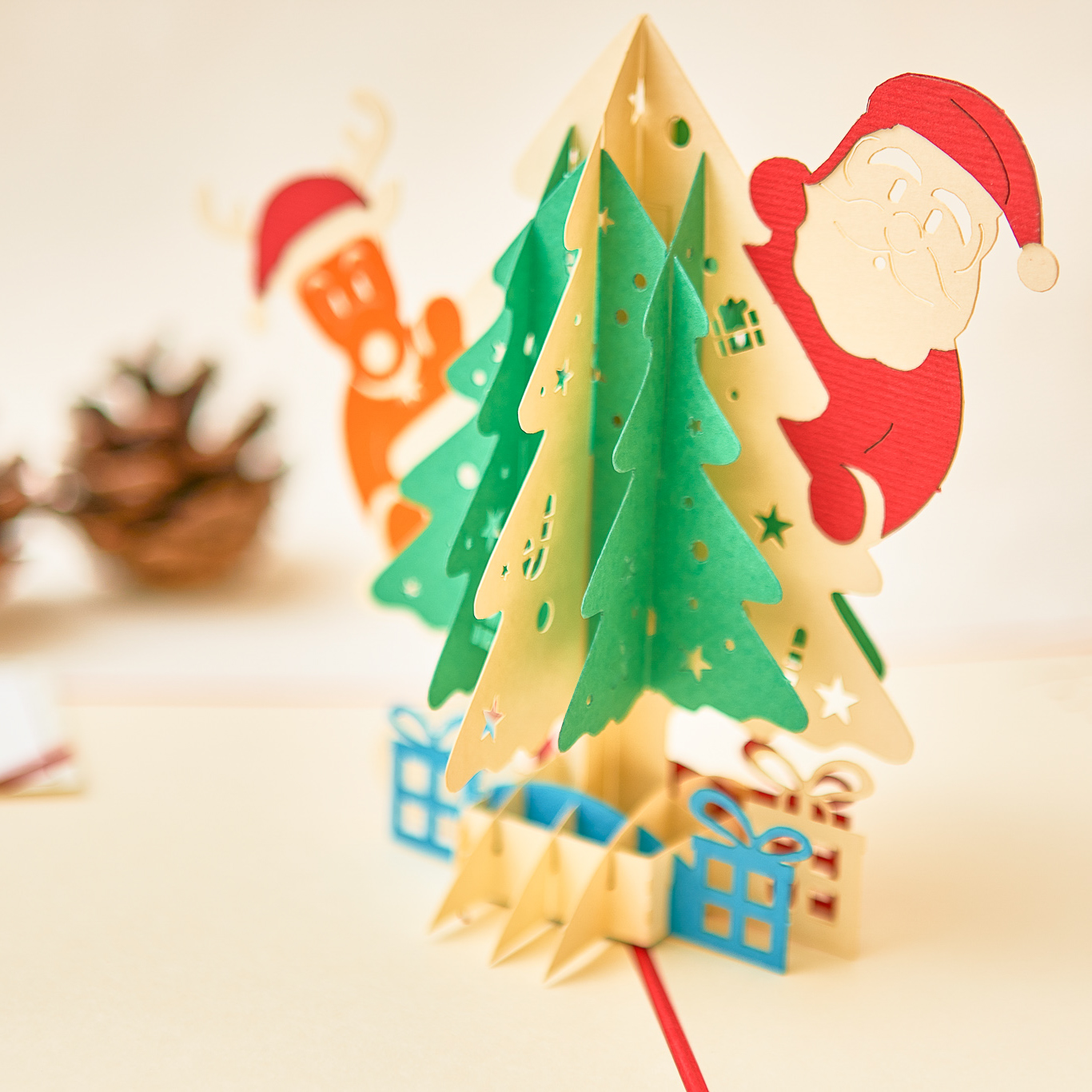 サンタとプレゼント