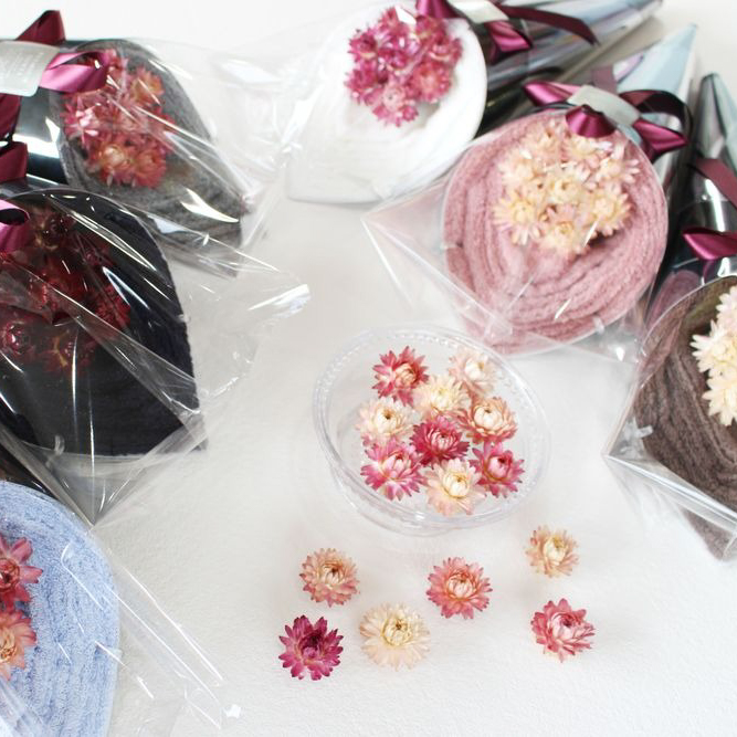 花束バスタオル［BLACK EDITION］