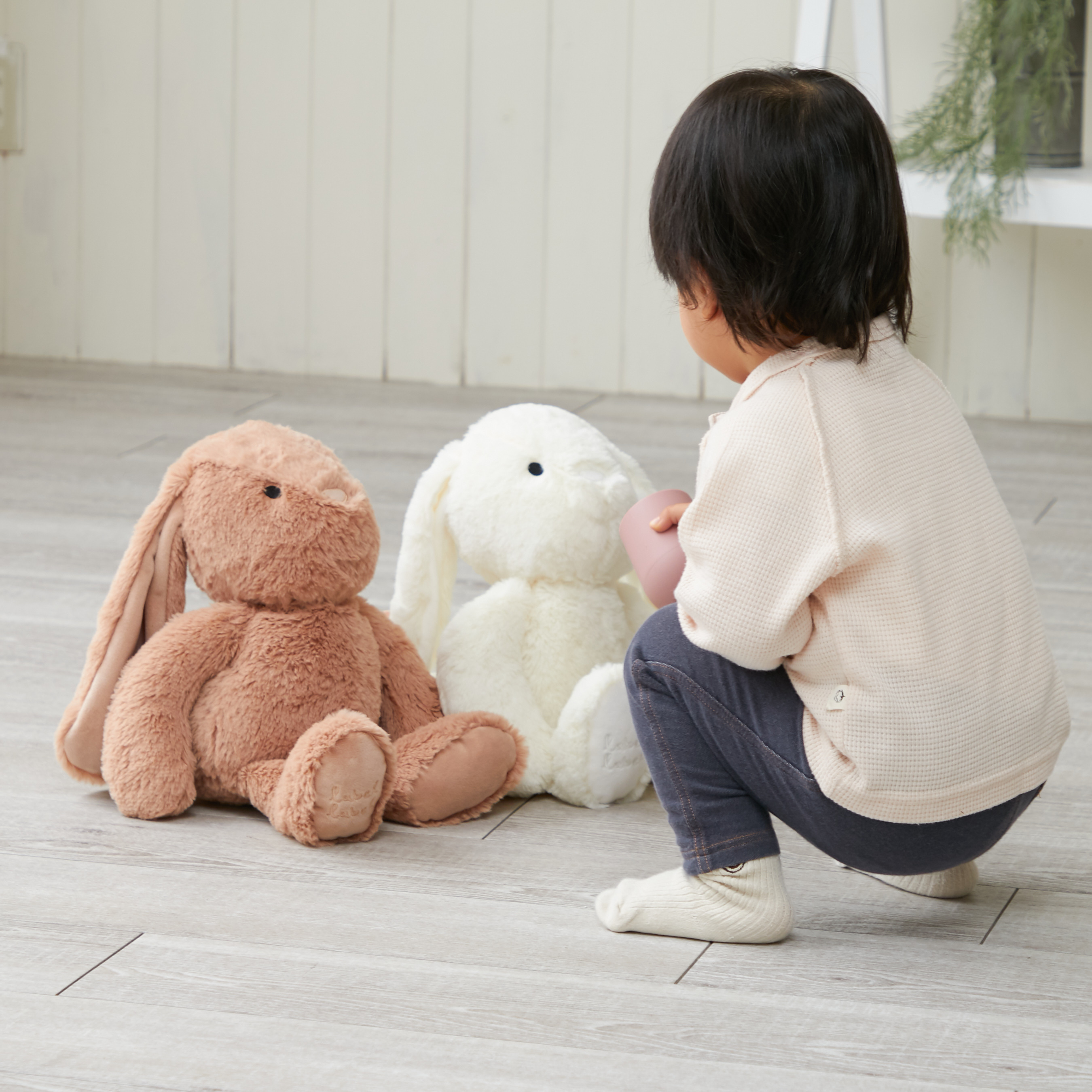 レーベルレーベル ふわふわぬいぐるみ（ラビットローザー）