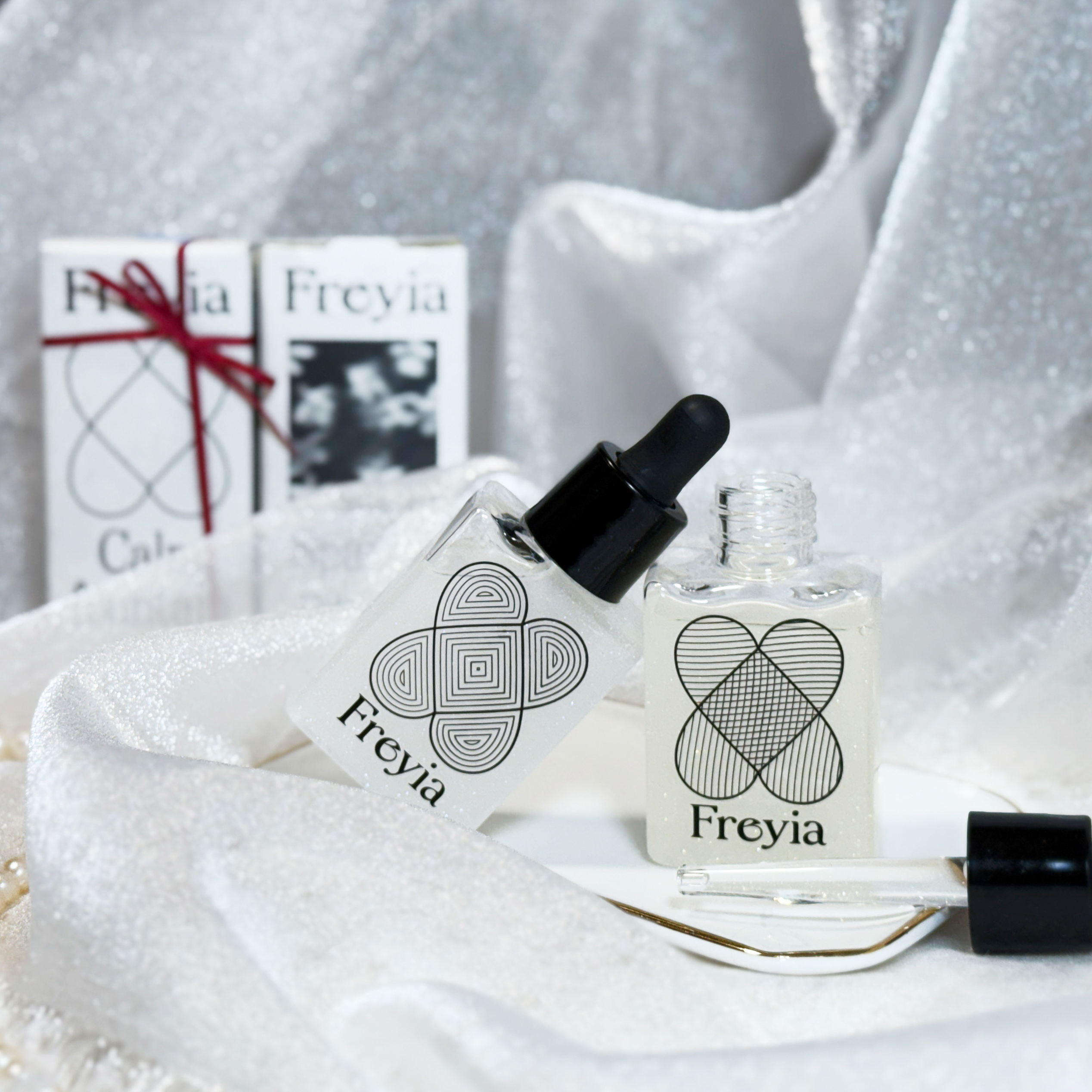 キラキラ輝く【ボディオイル】になる入浴剤