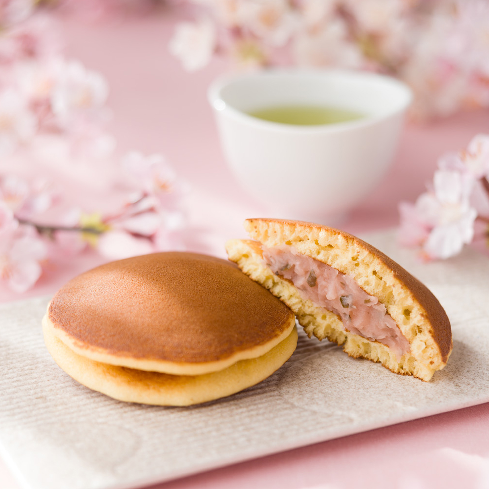 桜あんと抹茶あんのどら焼き味わいセット＋お茶2種付