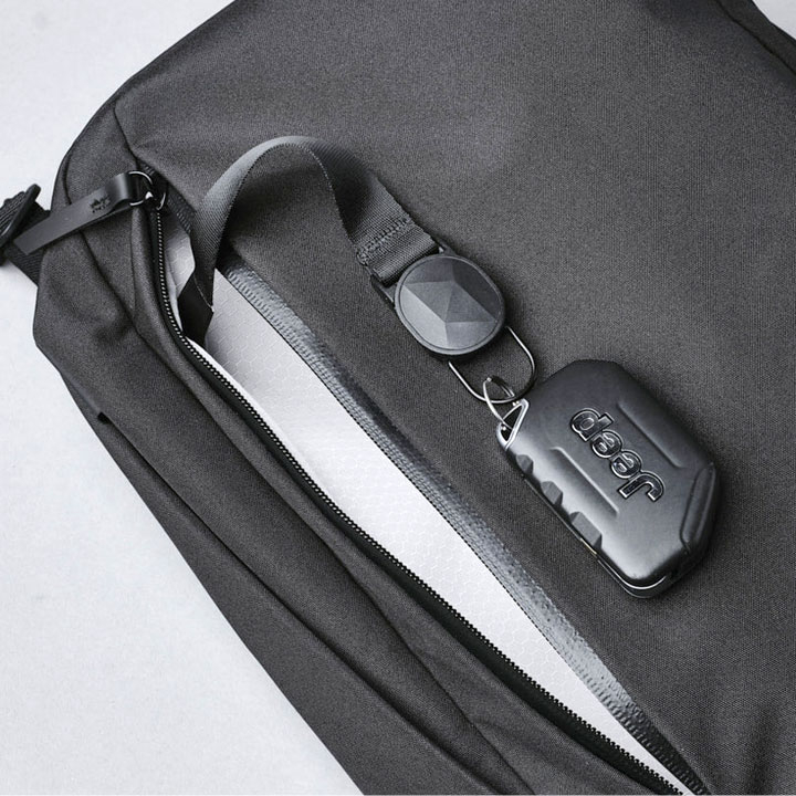 METRO BACKPACK リュックサック 12L｜PC収納可能