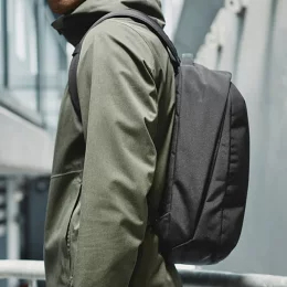 アルパカ METRO BACKPACK 12L 黒 楽天市場】バックパック METRO BACKPACK リュックサック 12L リュック