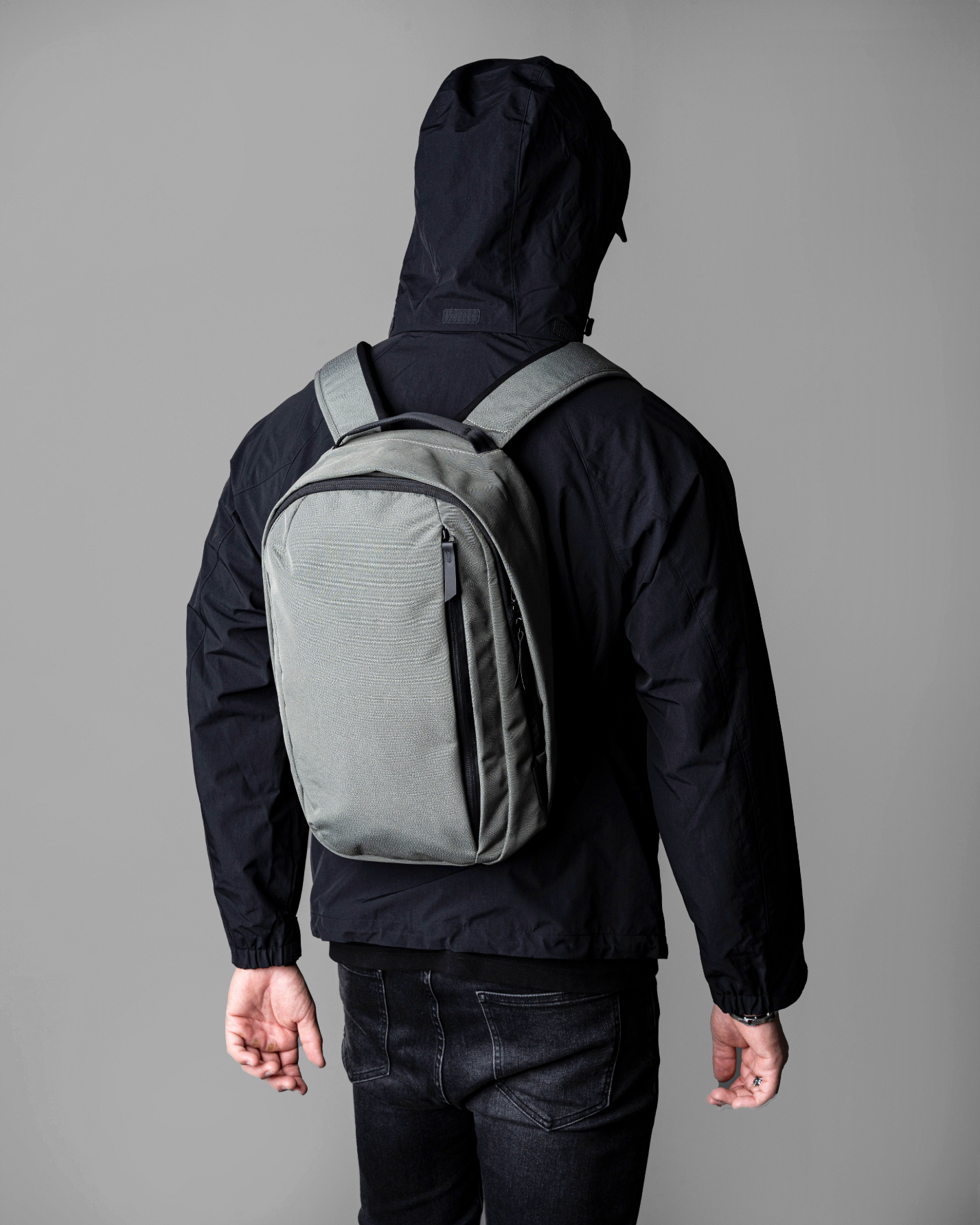 METRO BACKPACK リュックサック 12L｜PC収納可能