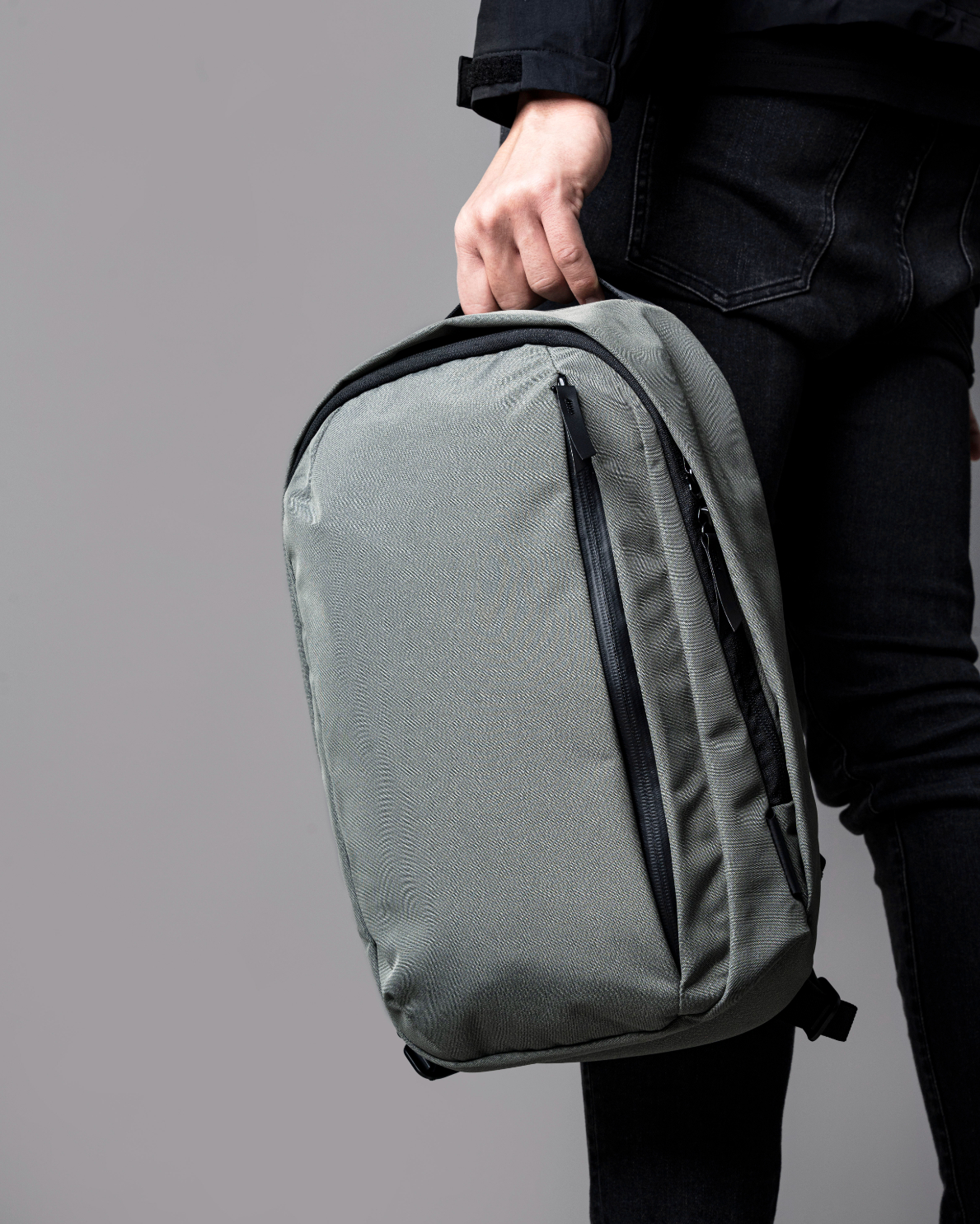 METRO BACKPACK リュックサック 12L｜PC収納可能