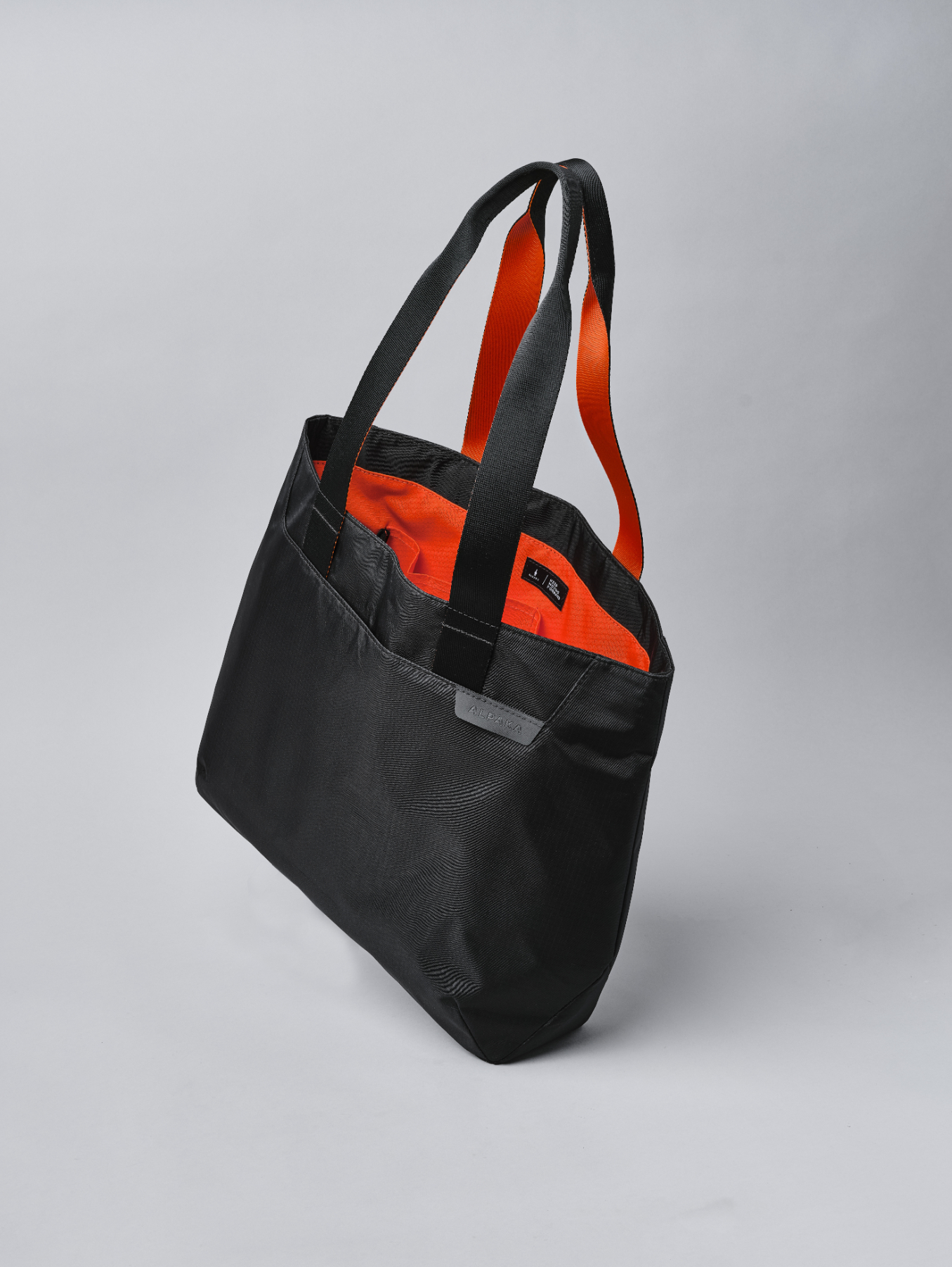 ELEMENTS TOTE ナイロントートバッグ｜A4収納可能