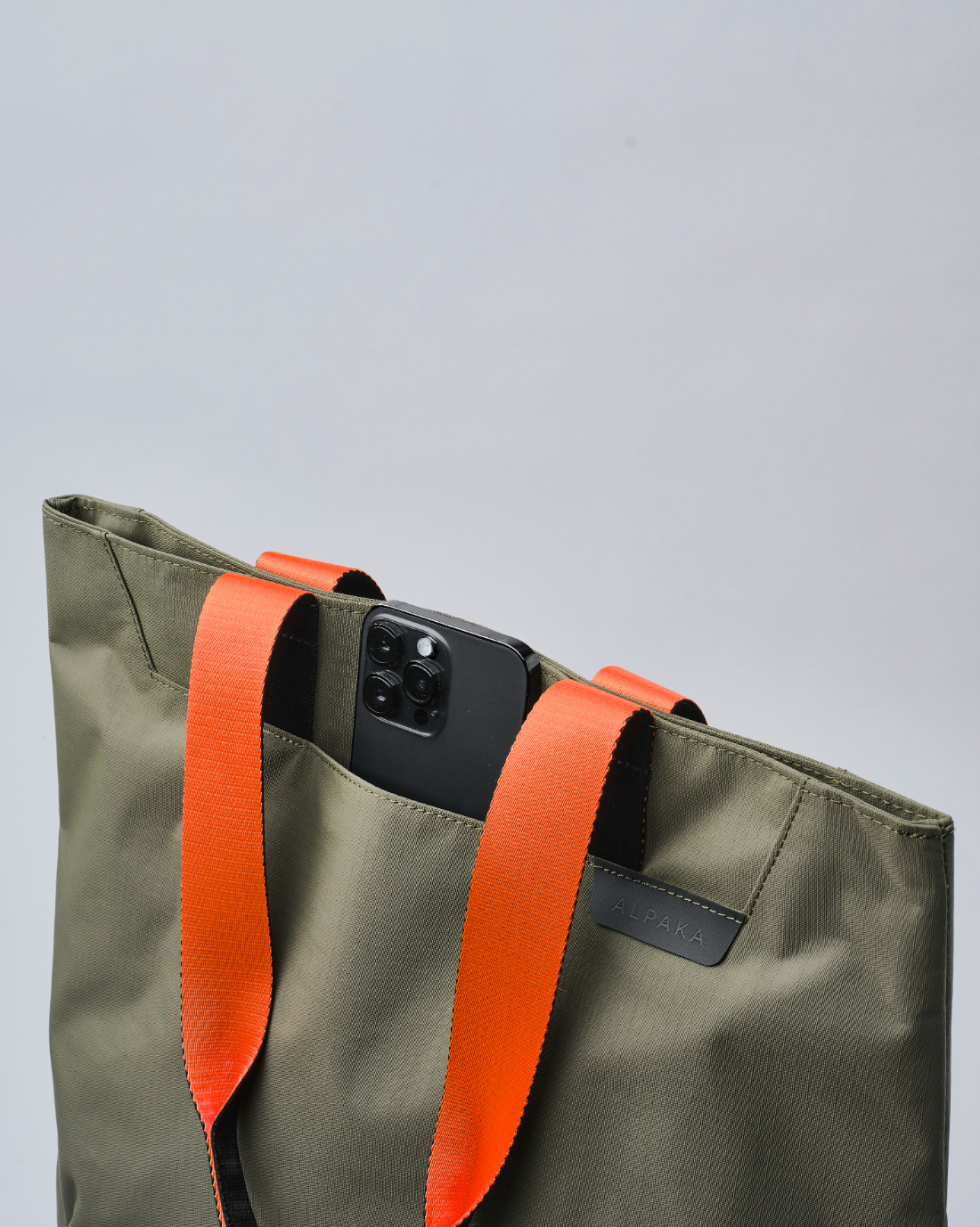 ELEMENTS TOTE ナイロントートバッグ｜A4収納可能