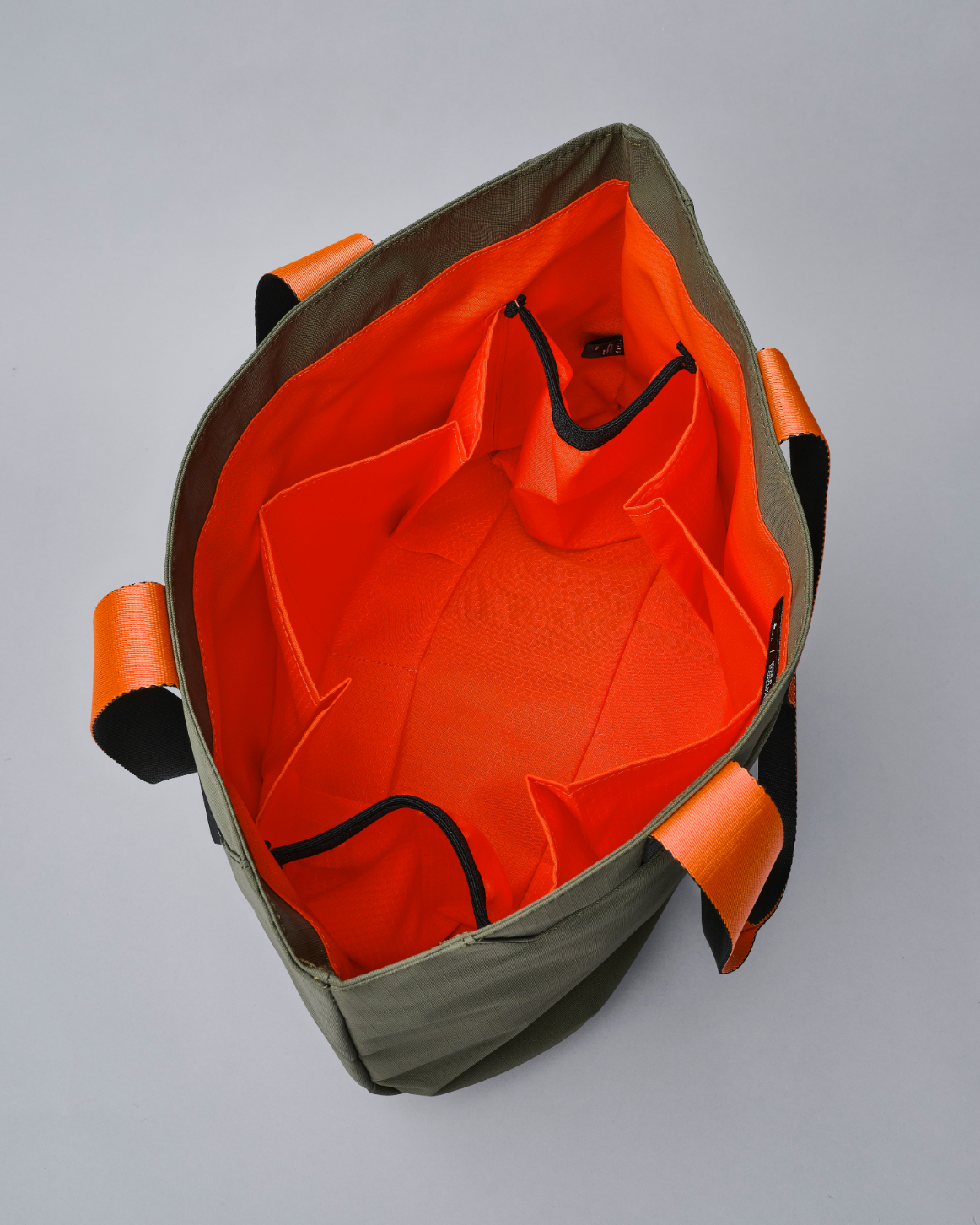 ELEMENTS TOTE ナイロントートバッグ｜A4収納可能