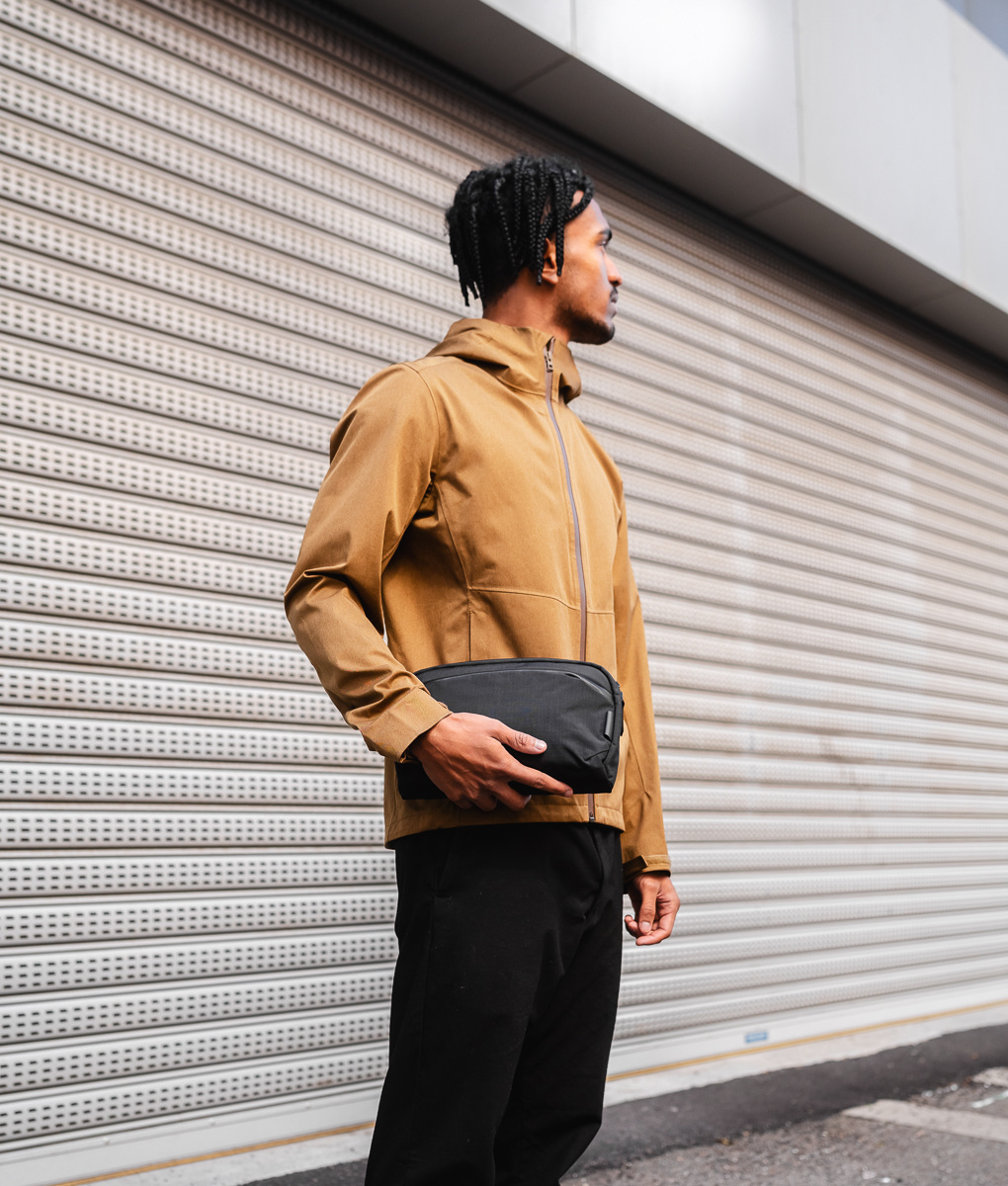 FLIGHT SLING スリングボディバッグ《防水》