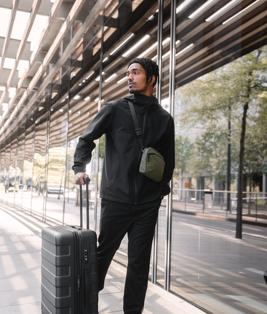 FLIGHT SLING スリングボディバッグ《防水》