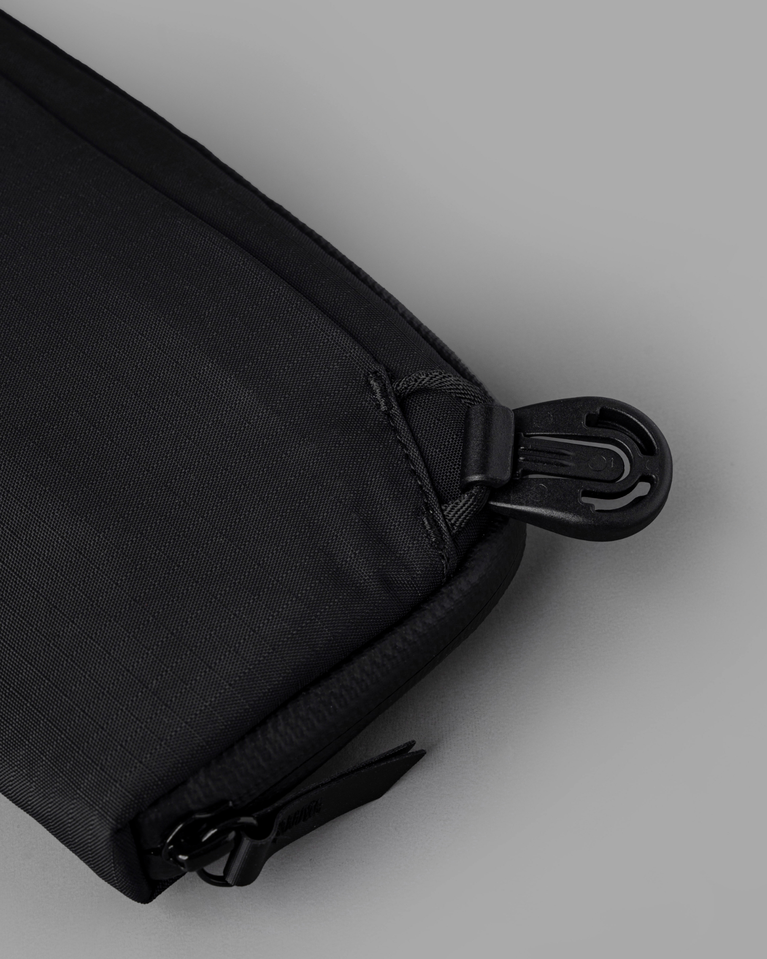 FLIGHT POUCH ショルダーポーチミニバッグ《防水》