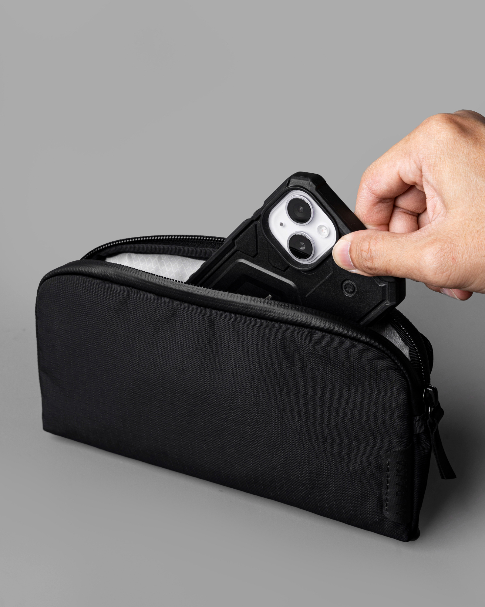 FLIGHT POUCH ショルダーポーチミニバッグ《防水》