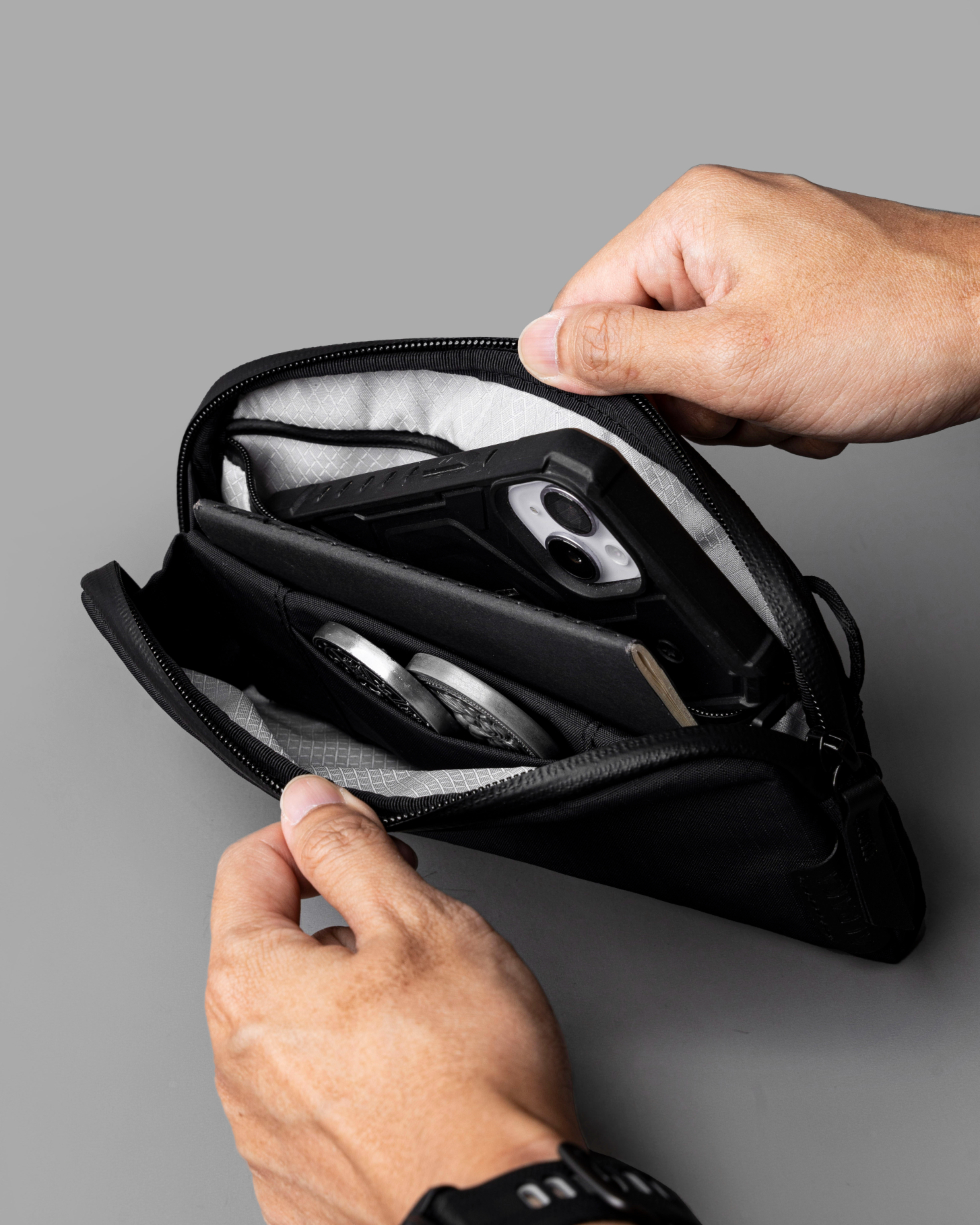 FLIGHT POUCH ショルダーポーチミニバッグ《防水》