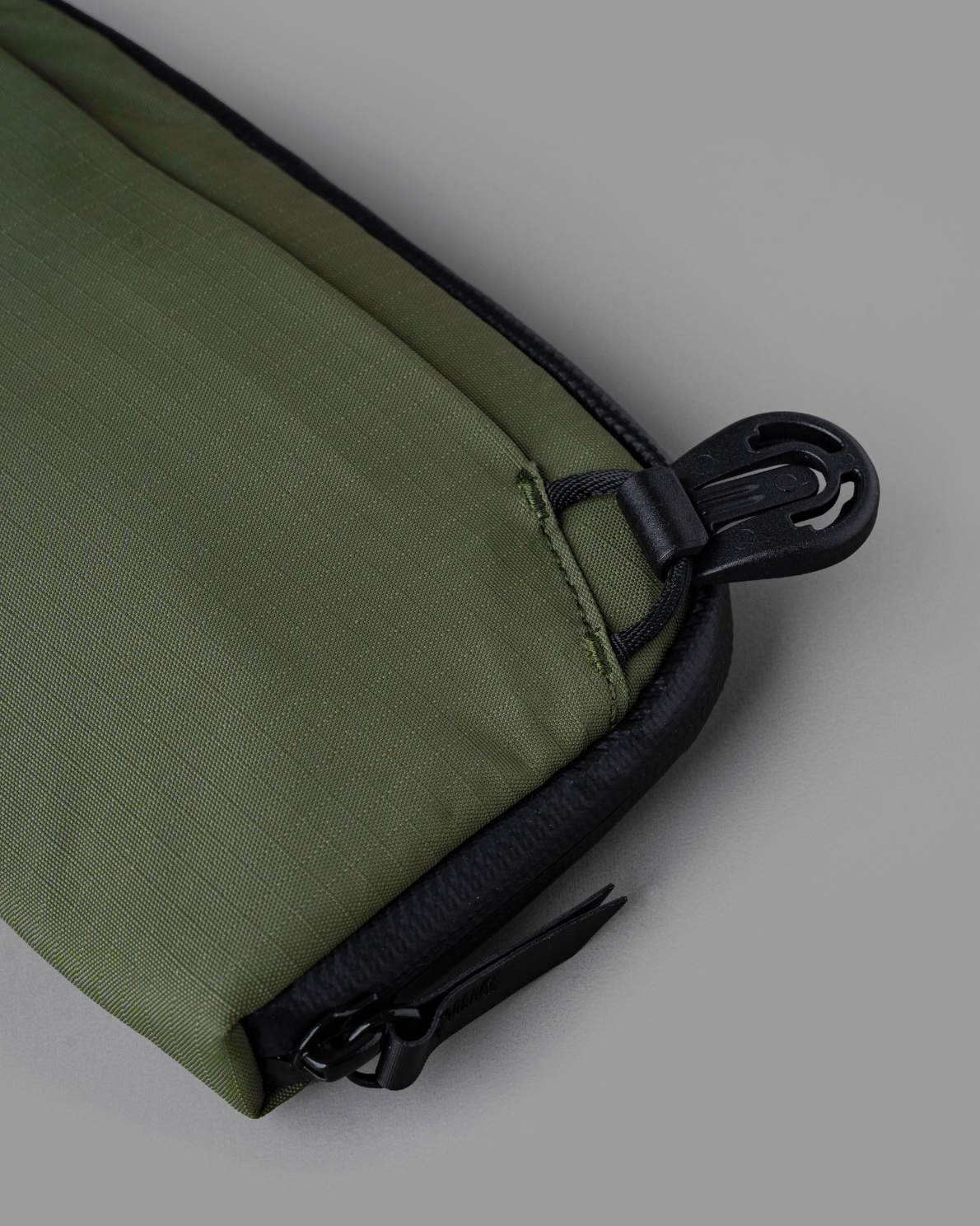 FLIGHT POUCH ショルダーポーチミニバッグ《防水》