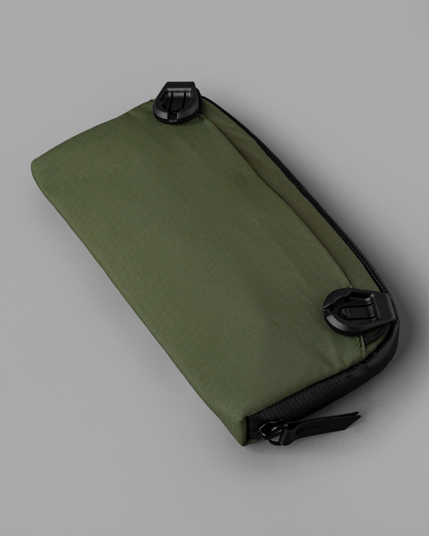 FLIGHT POUCH ショルダーポーチミニバッグ《防水》