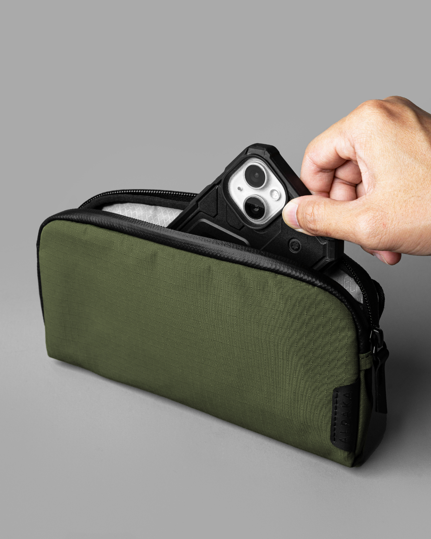 FLIGHT POUCH ショルダーポーチミニバッグ《防水》