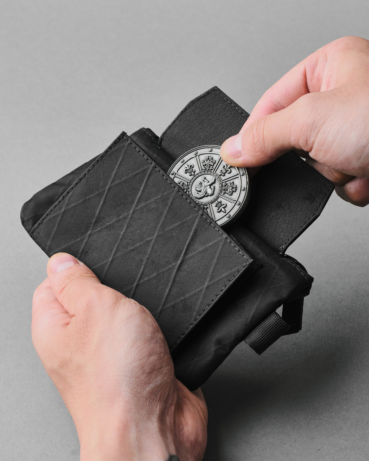 ZIP POUCH COIN コインポーチ