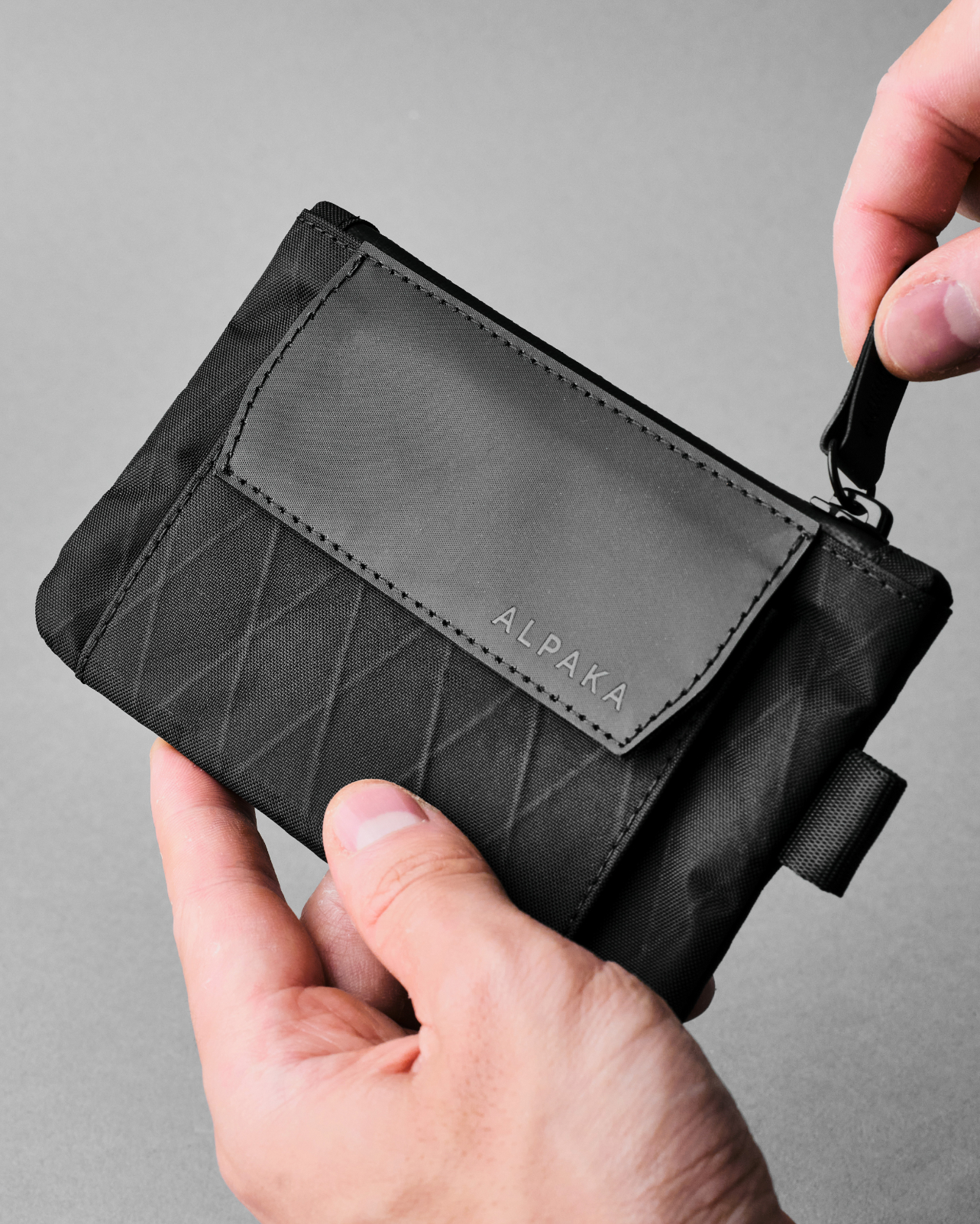 ZIP POUCH COIN コインポーチ