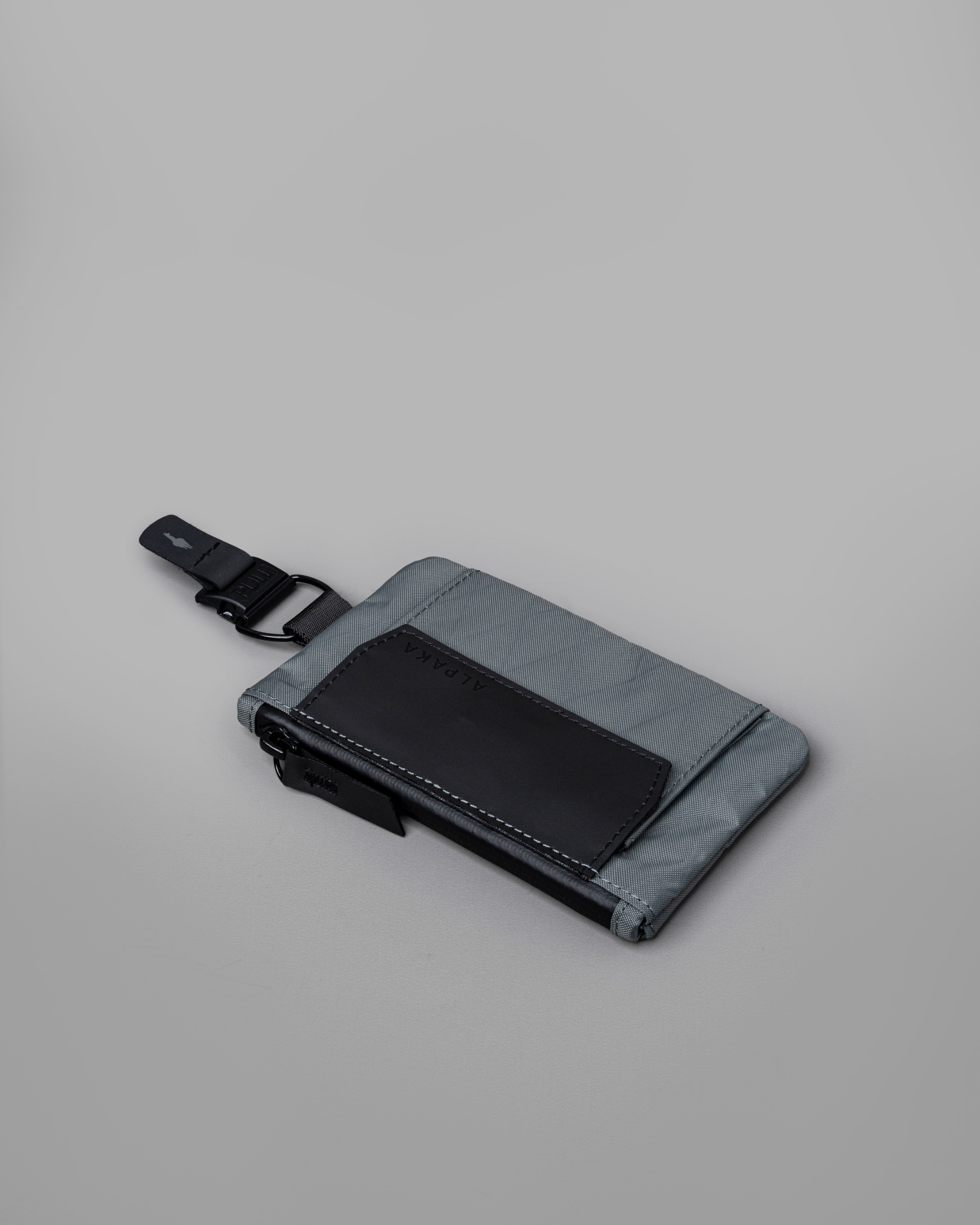 ZIP POUCH COIN コインポーチ