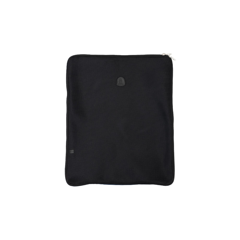 《出張の多い方に！》ワンツーフィニッシュハンガーケース