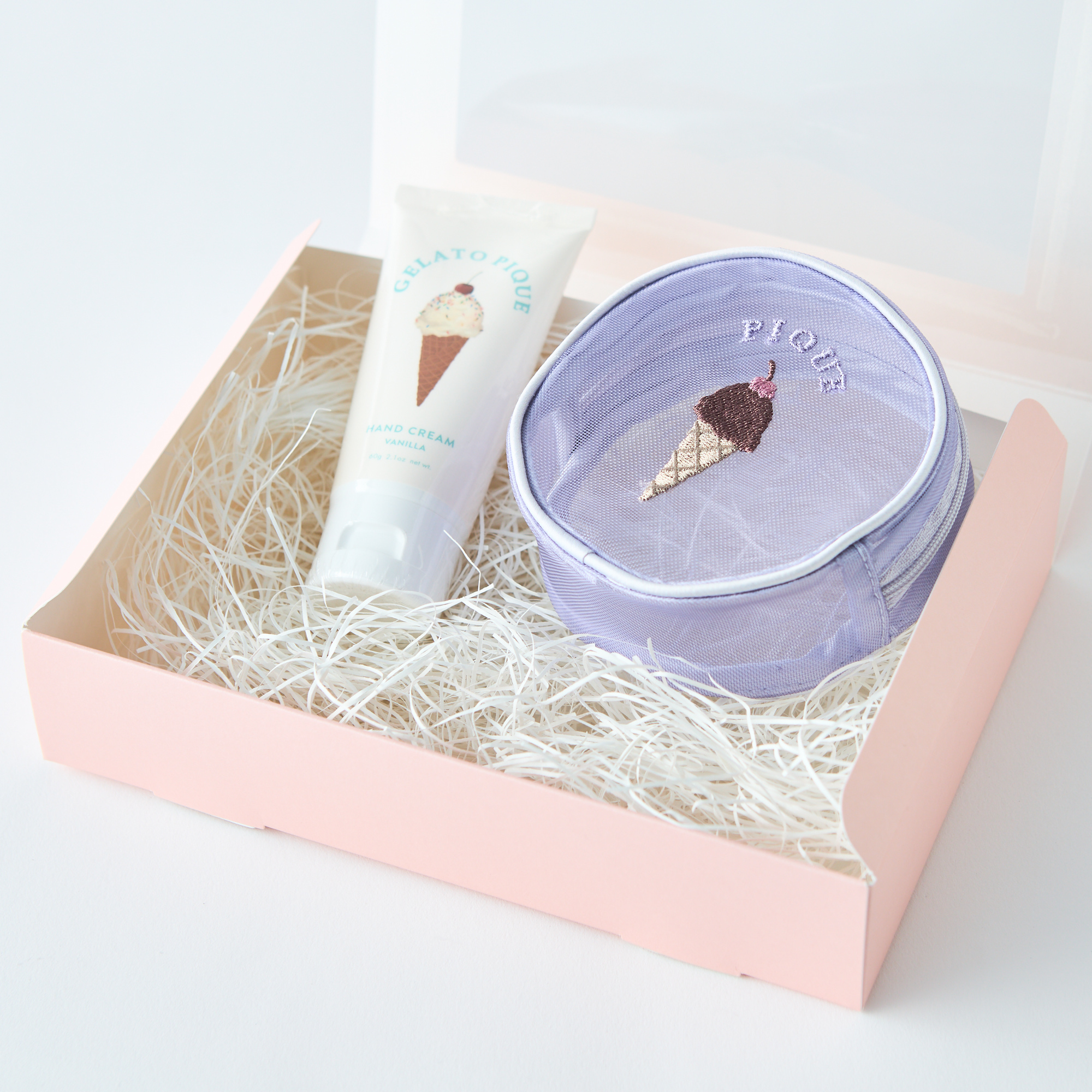 WOMEN】レター型サテンティッシュポーチ【Sweet】 | gelato
