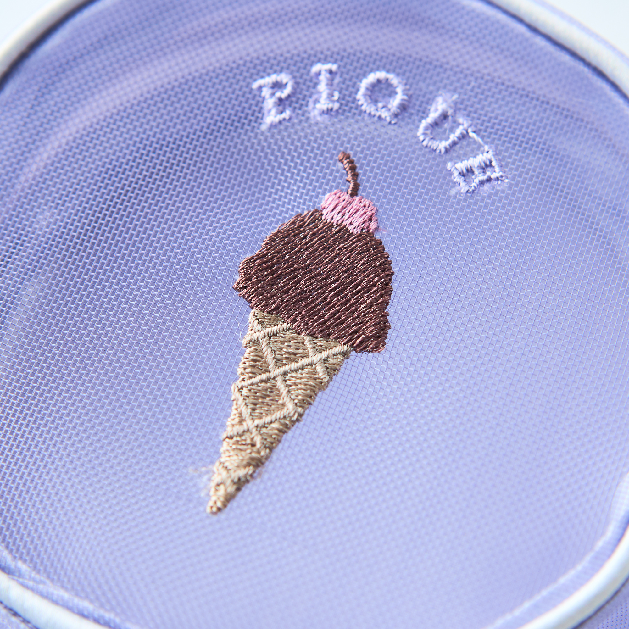 【WOMEN】アイス刺繍ラウンドポーチ＆ハンドクリーム
