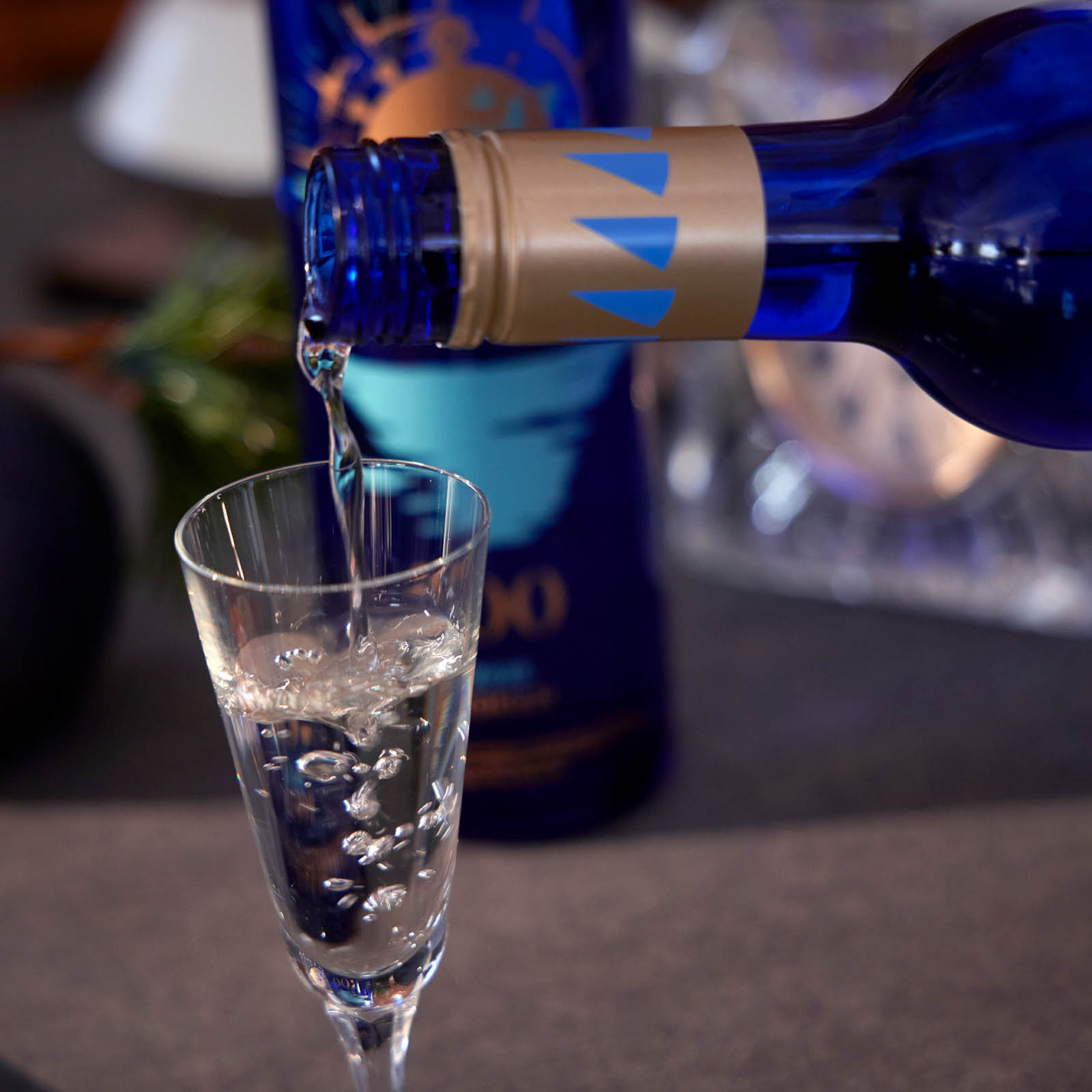 ROKUJI for NEW YEAR 2026 初日の出の清らかさを閉じ込めた、特別な純米吟醸（日本酒・500ml）