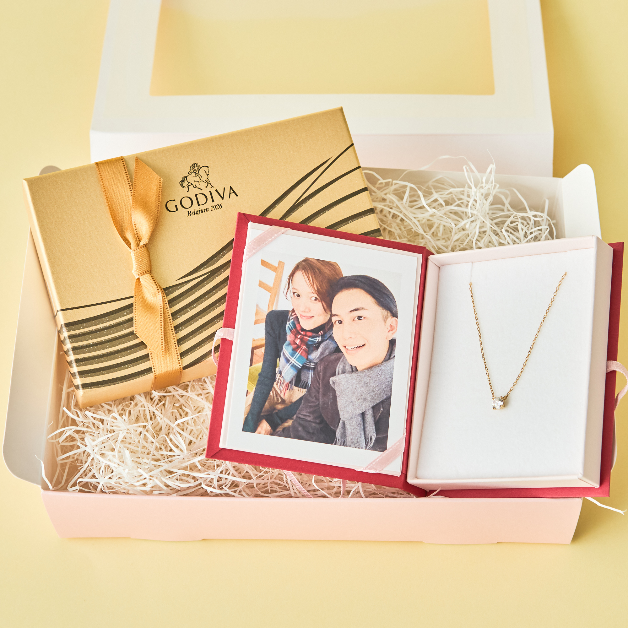 【写真BOX付き】ゴディバ＆一粒ネックレスセット