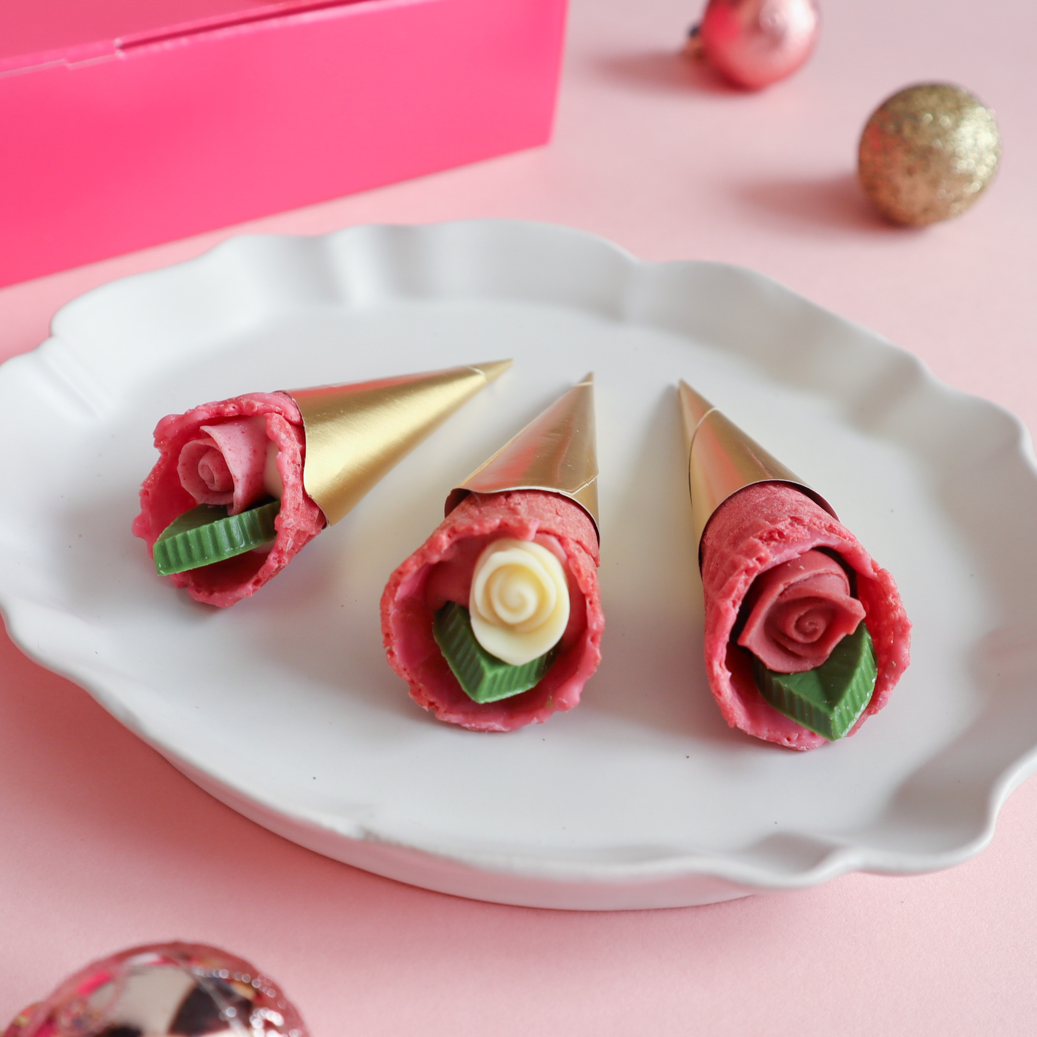 【ギフトラッピング付】チョコ＆誕生石リング＆選べるブランド香水セット